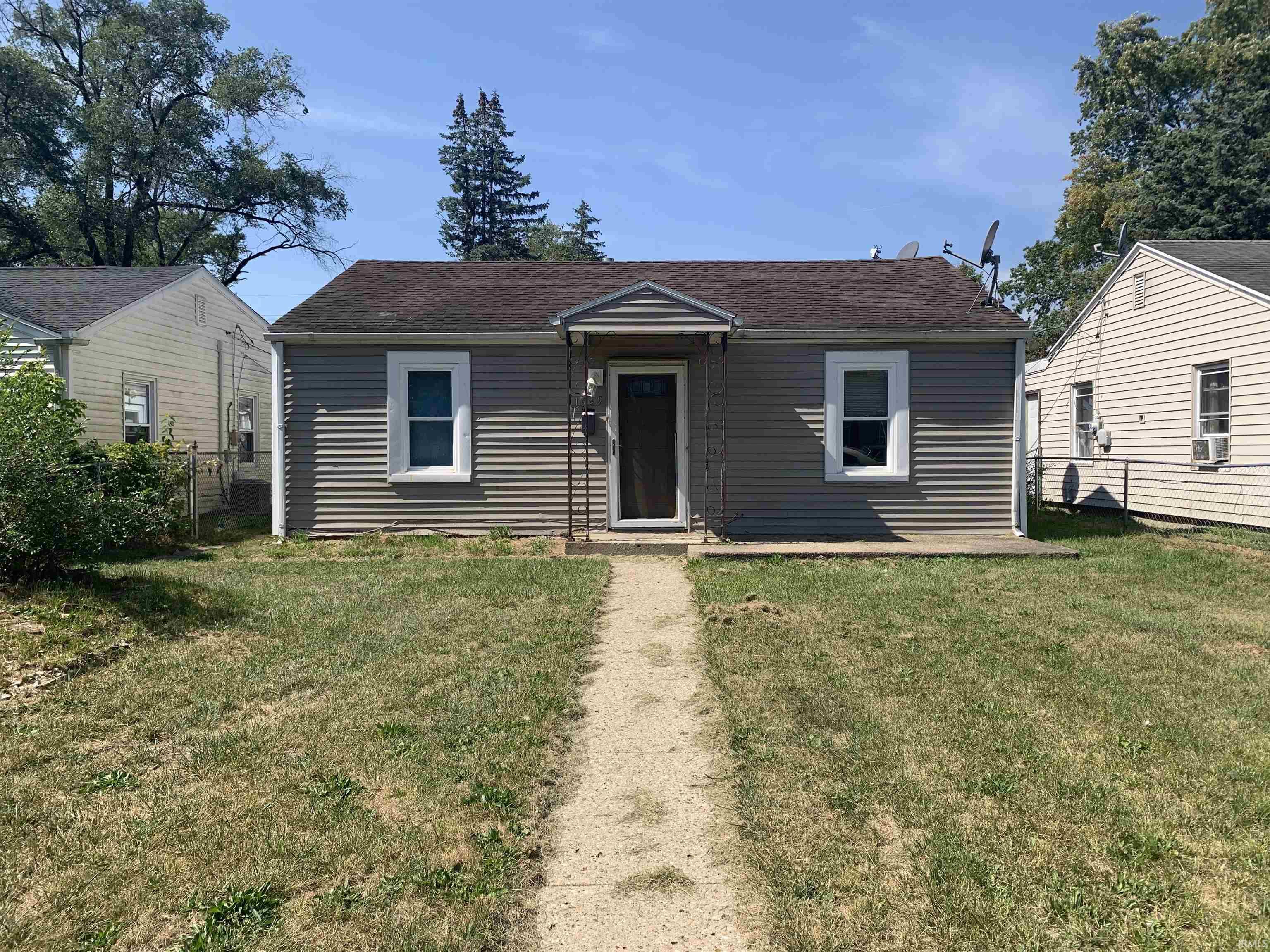 1649 N Adams Street Property Photo 1