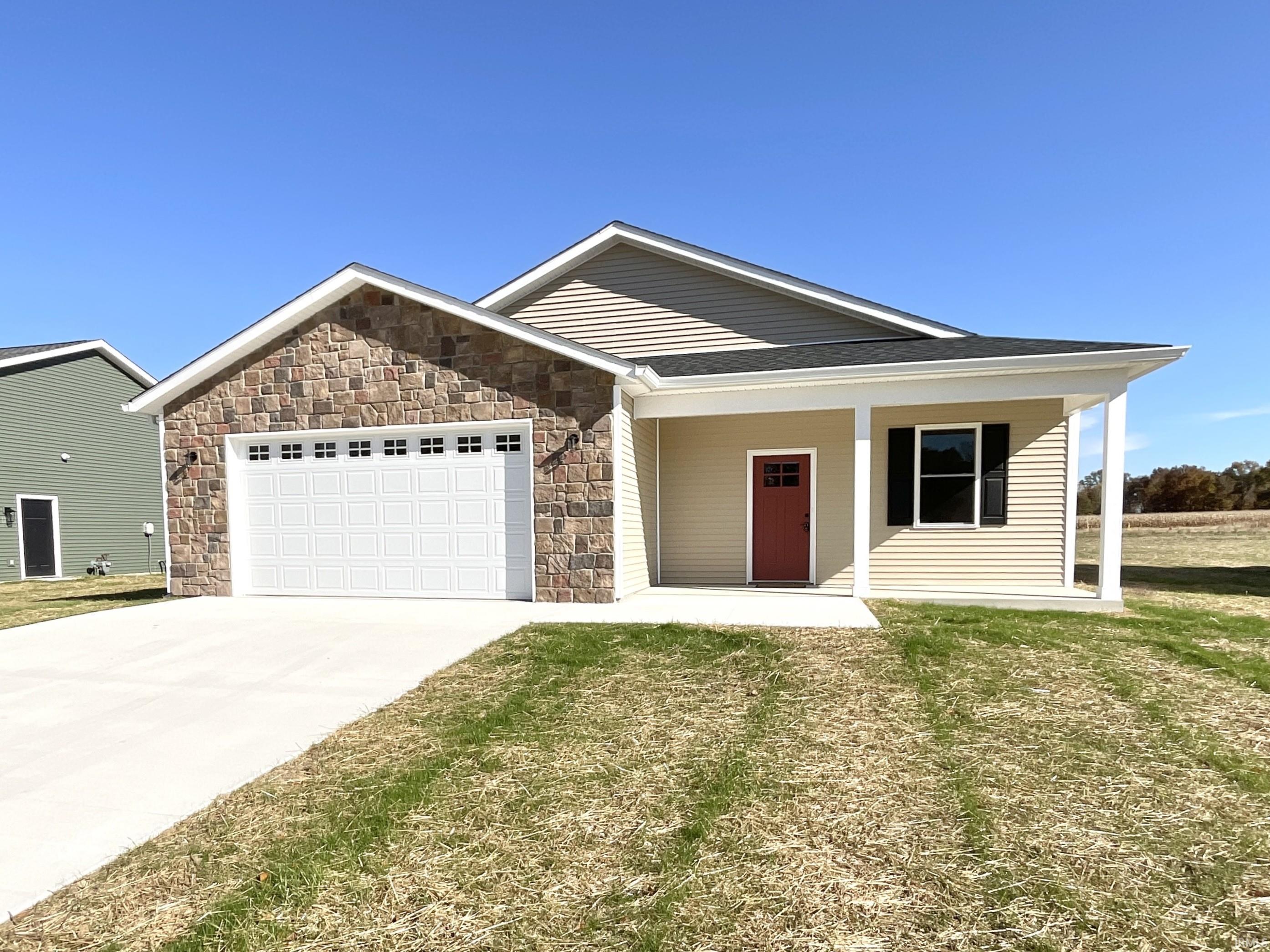 712 White Oak Road Property Photo 1