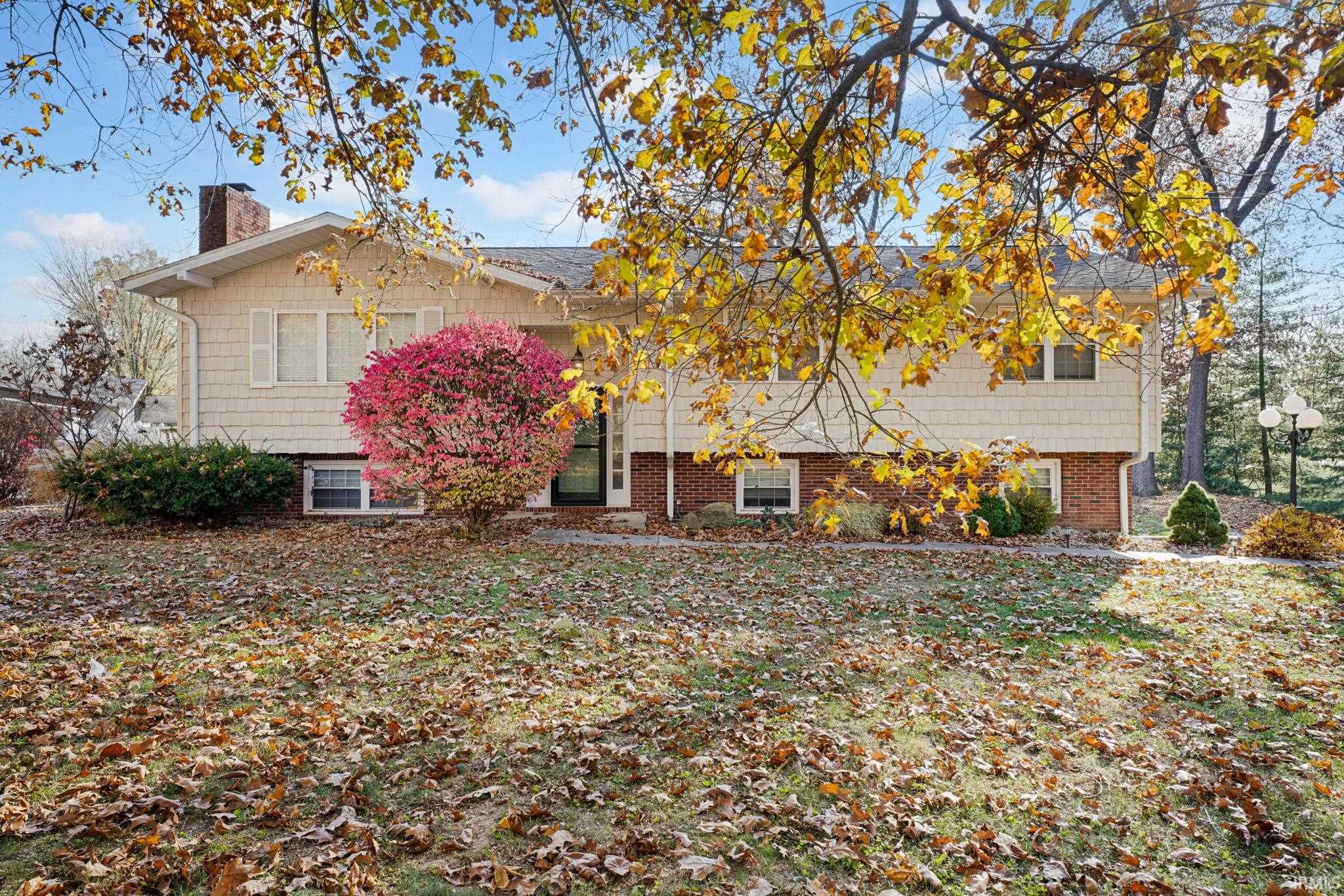 46 Woodlawn Drive Property Photo 1