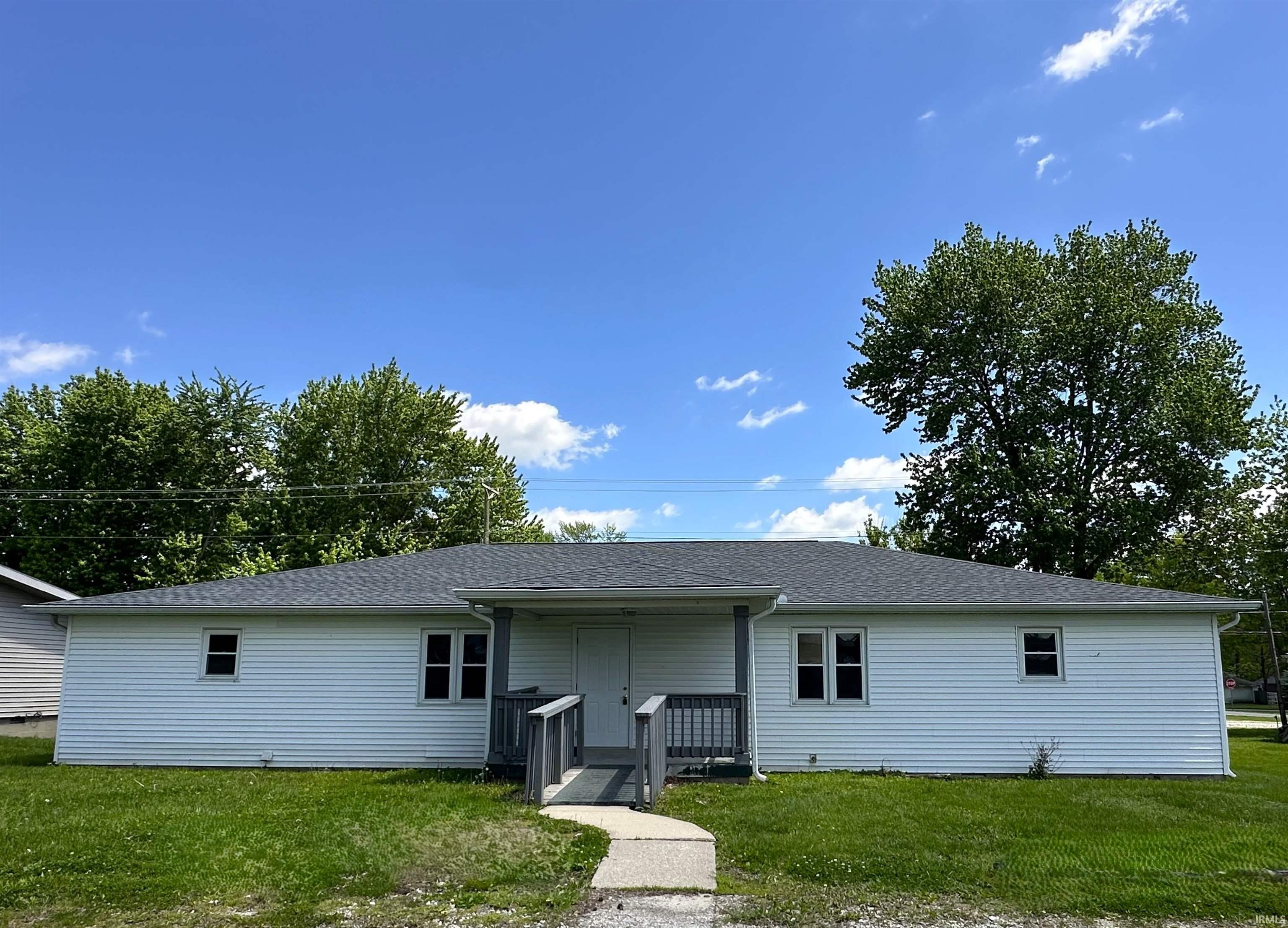 411 N Pine Street Property Photo 1