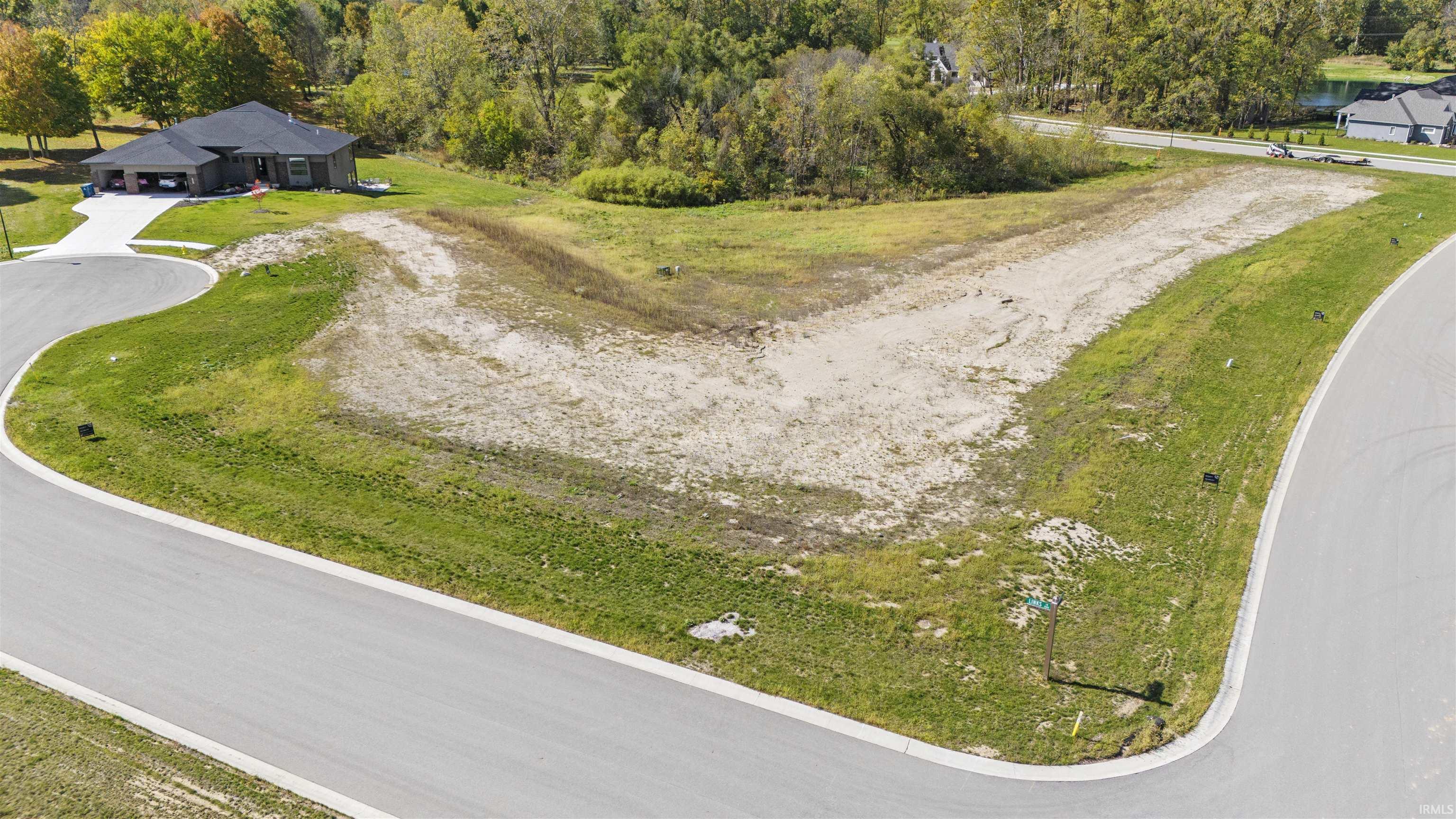 1913 Golfview Drive Property Photo 1
