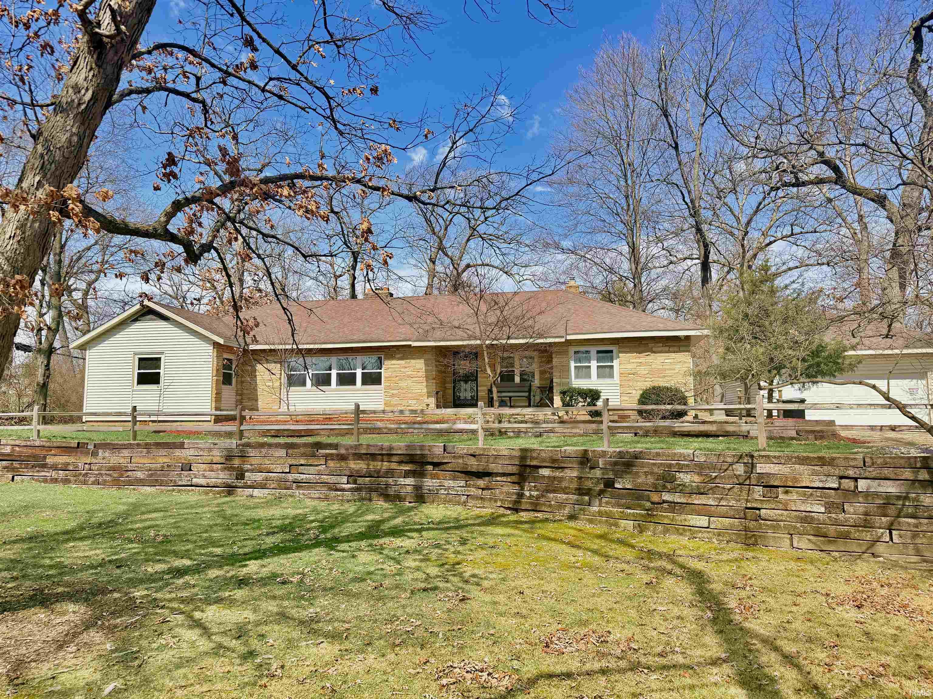 905 White Oak Drive