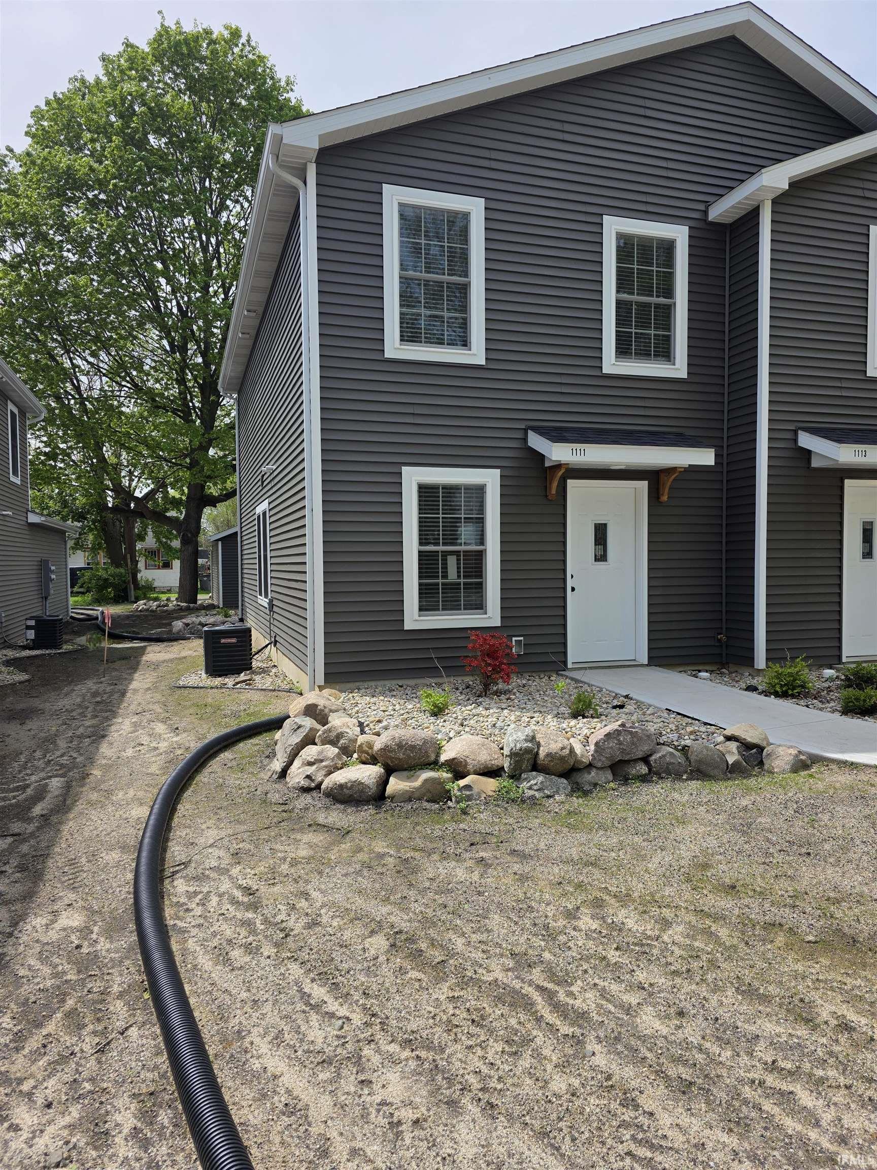 1111 Edwardsburg Ave Property Photo 1