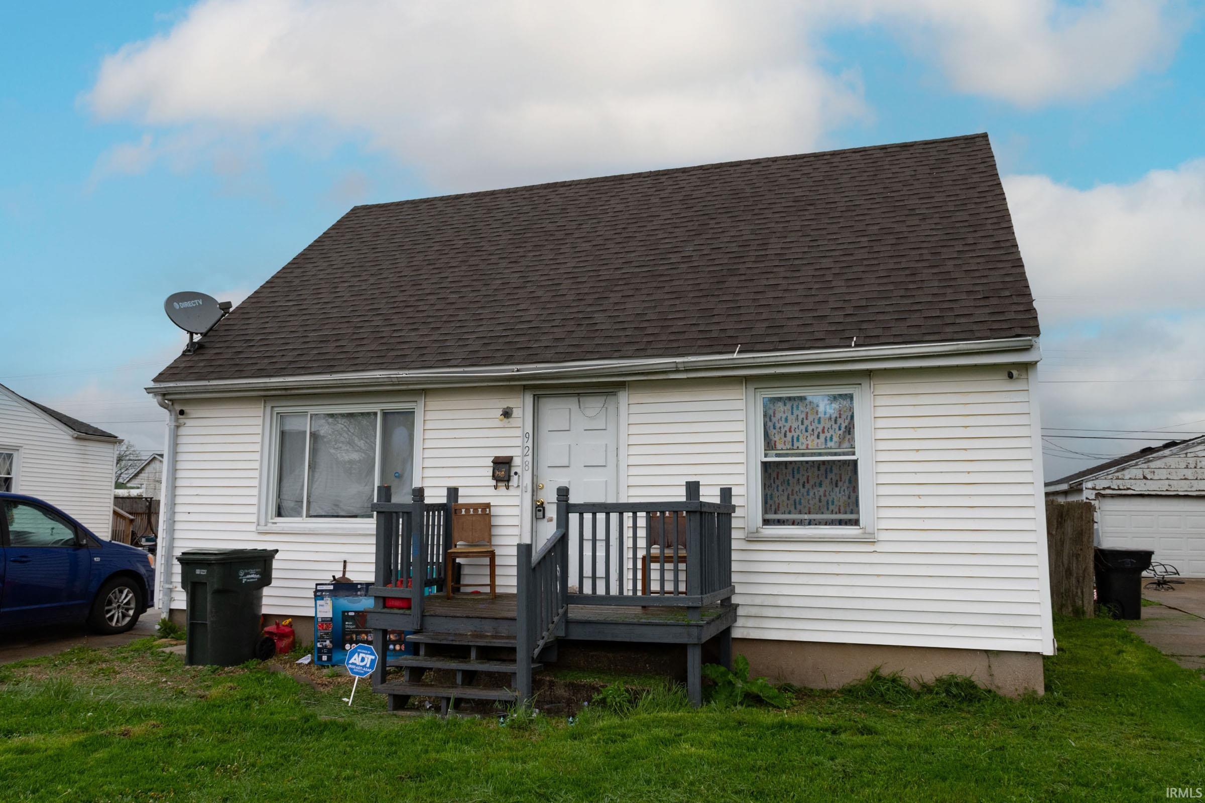 928 S Edison Avenue Property Photo 1