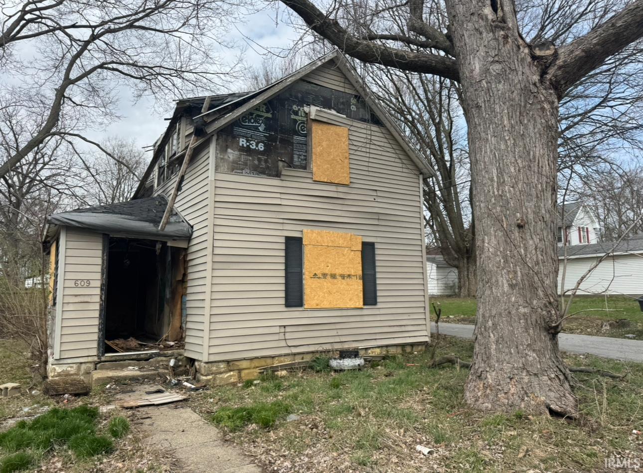 609 N Waugh Street Property Photo 1