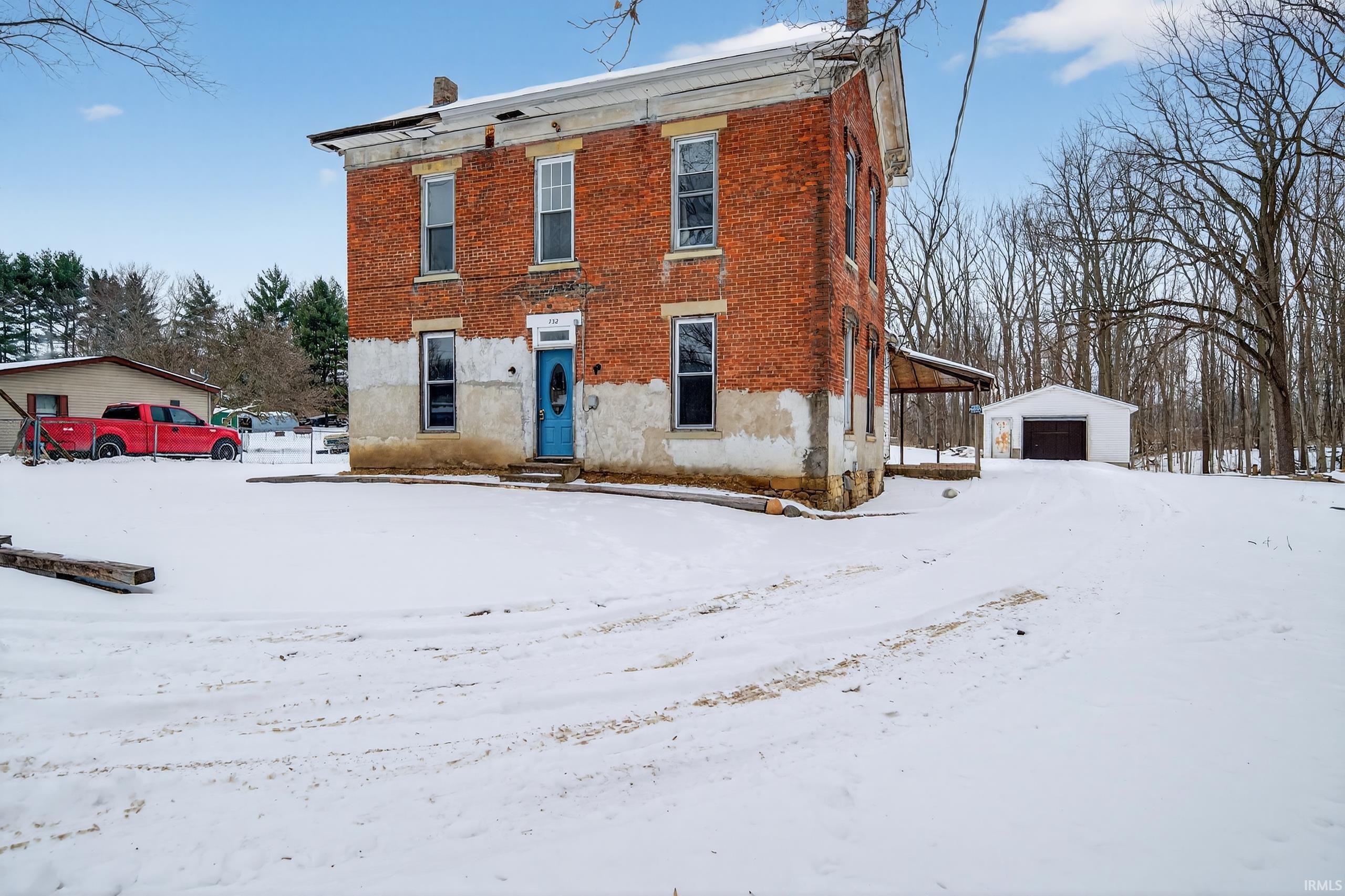 732 Barclay Street Property Photo 1