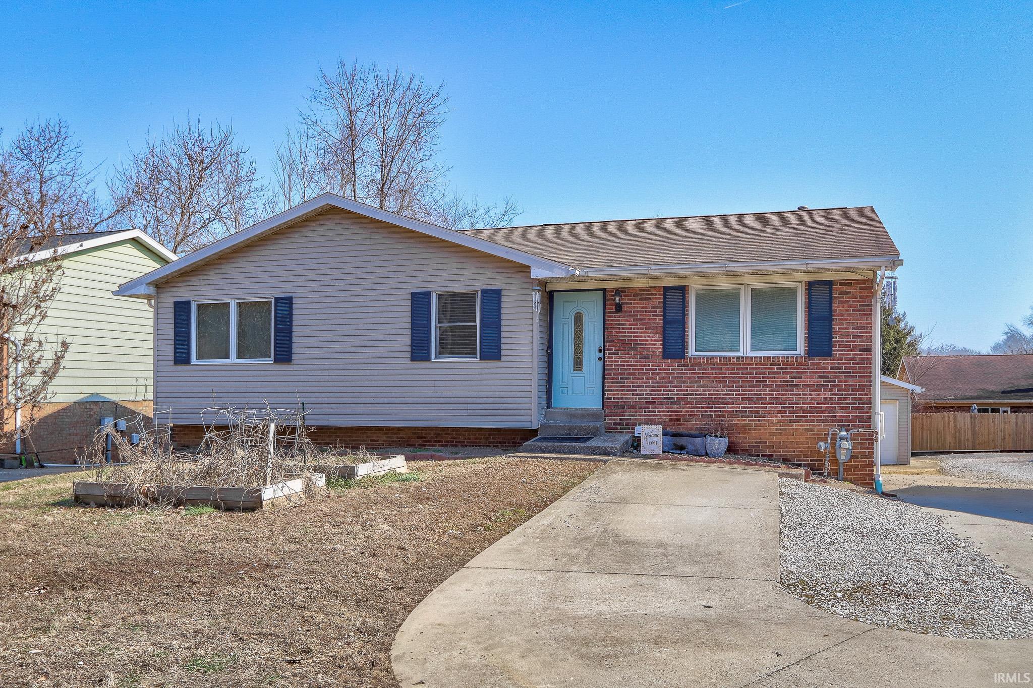 670 S Burkhardt Road Property Photo 1