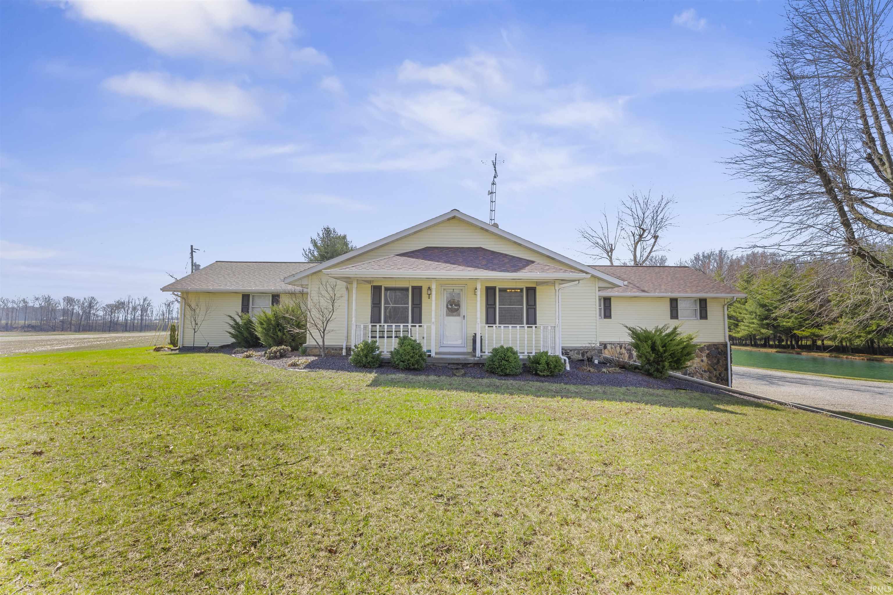 8716 W State Road 56 Property Photo 1