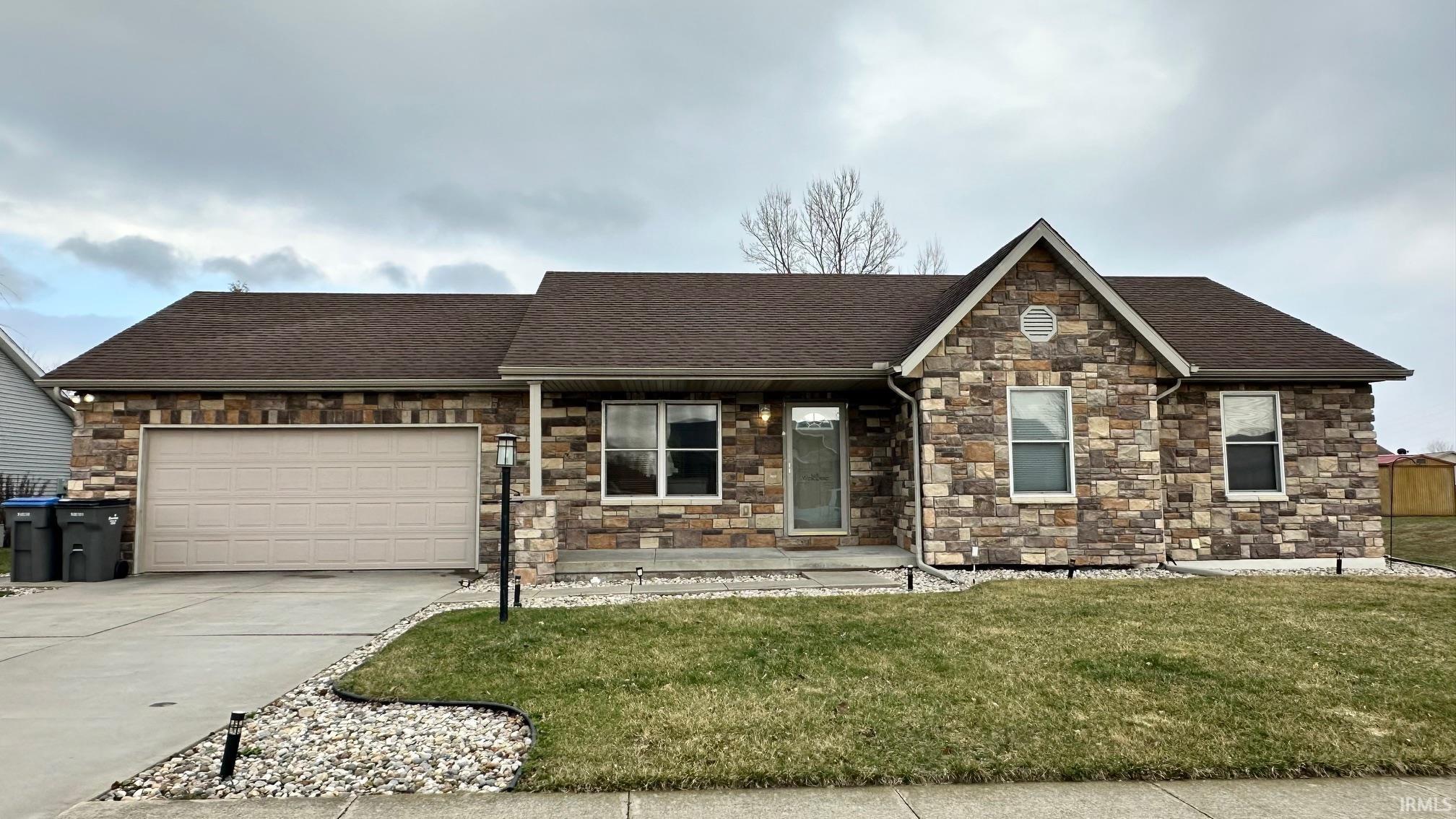 1312 Red Oak Drive Property Photo 1