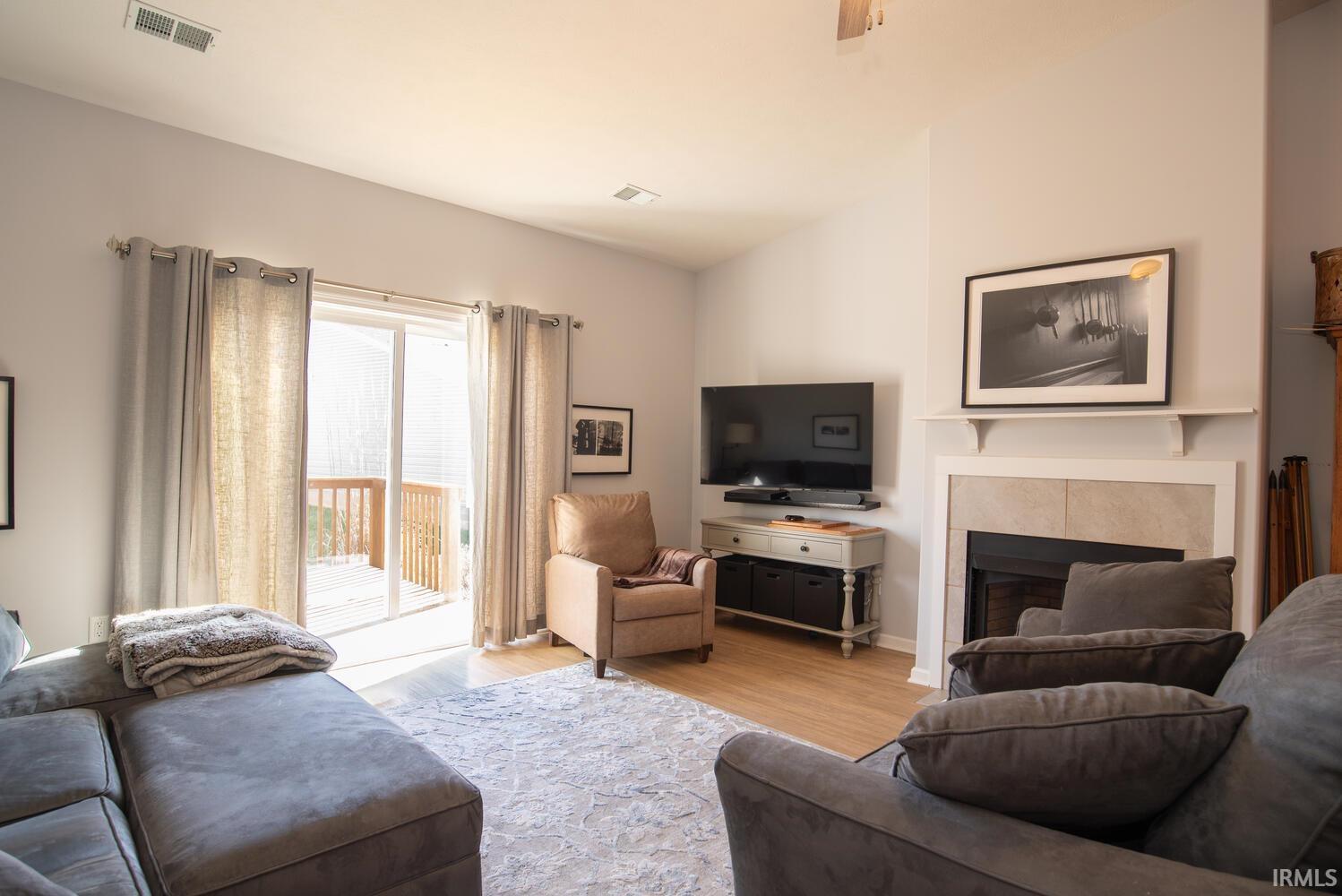 5744 W Daffodil Court Property Photo 1