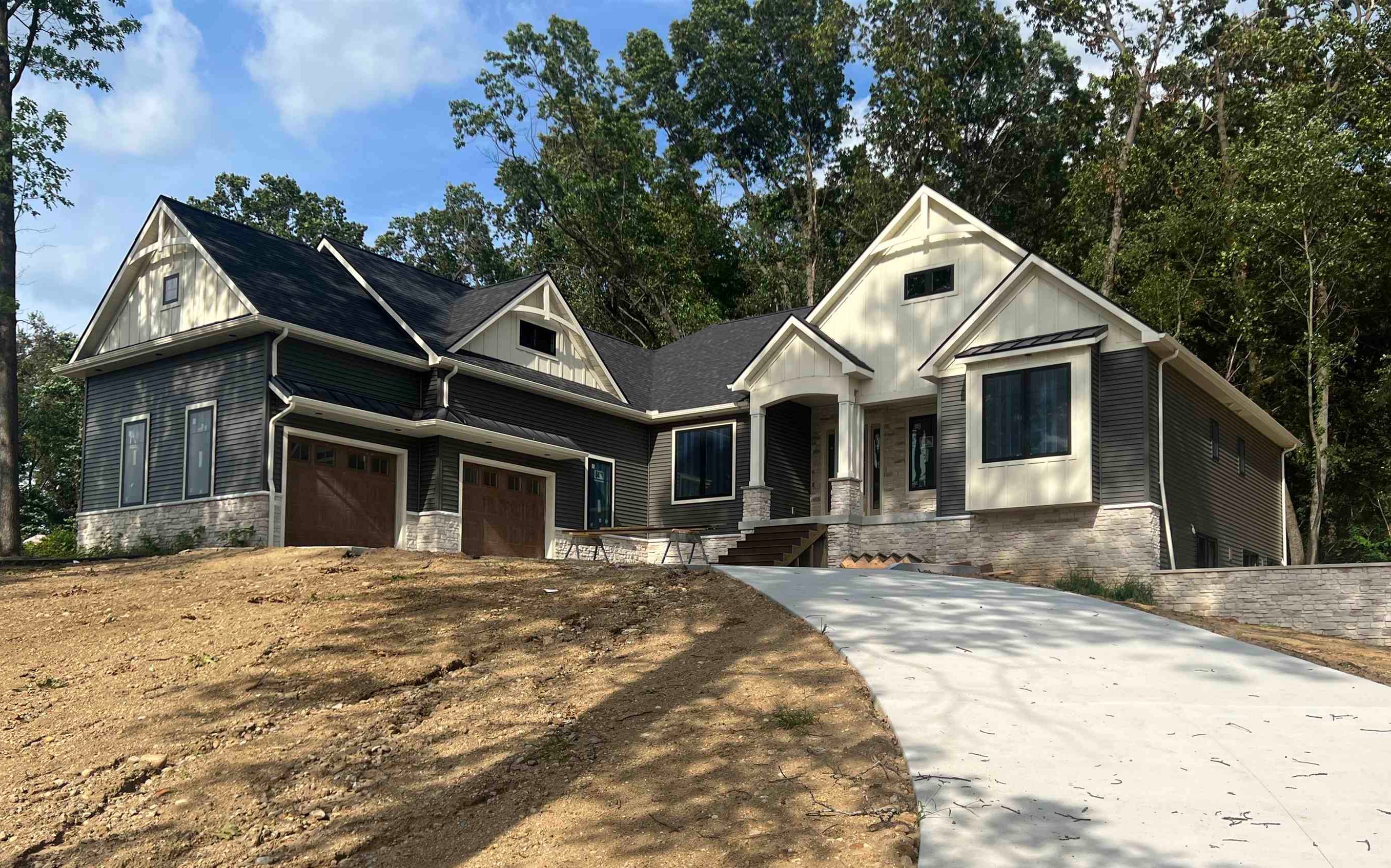 53300 Summer Breeze Drive Property Photo 1