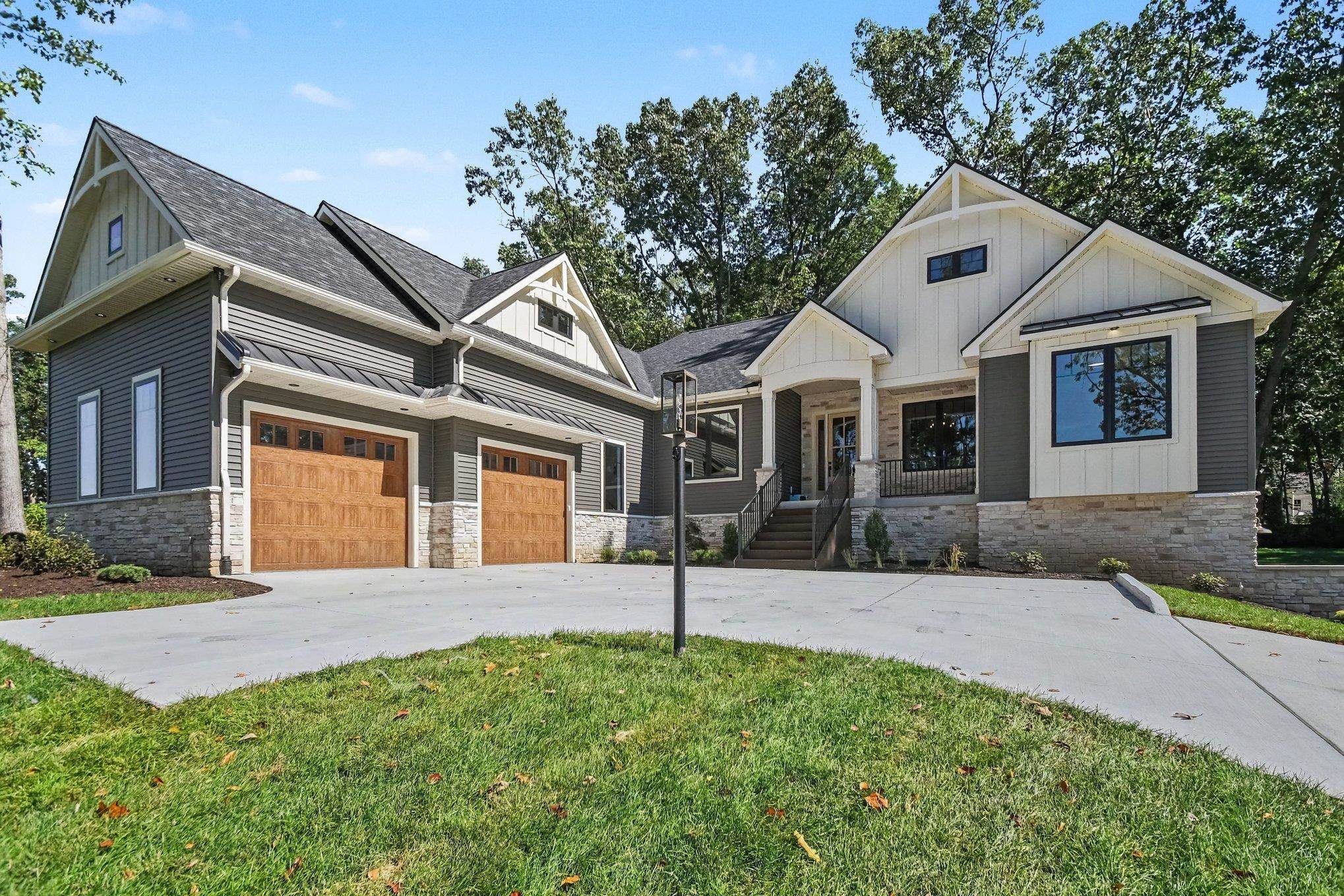 53300 Summer Breeze Drive Property Photo 1
