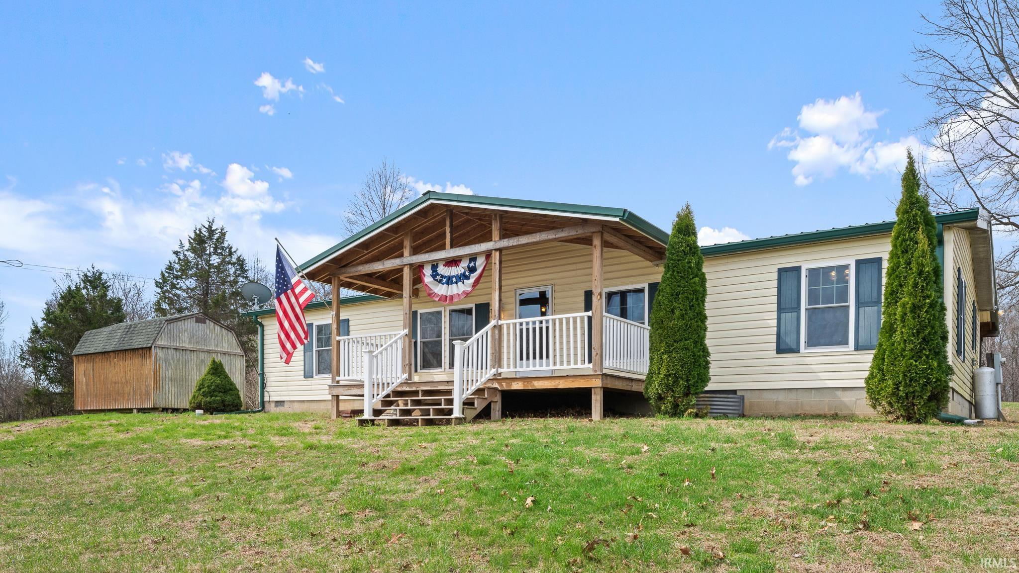 1632 E County Road 375 S Property Photo 1