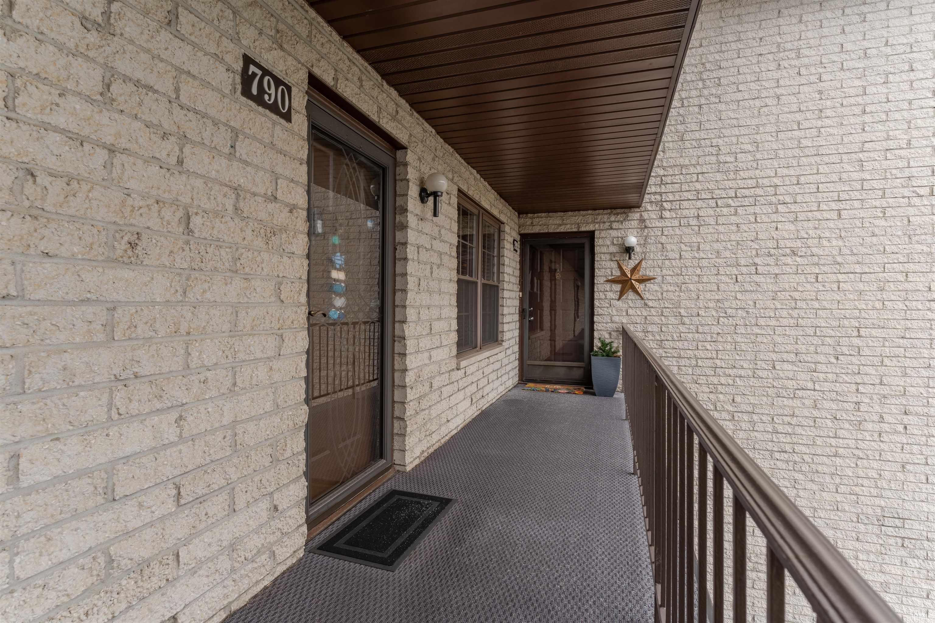 790 Senate Avenue Property Photo 1