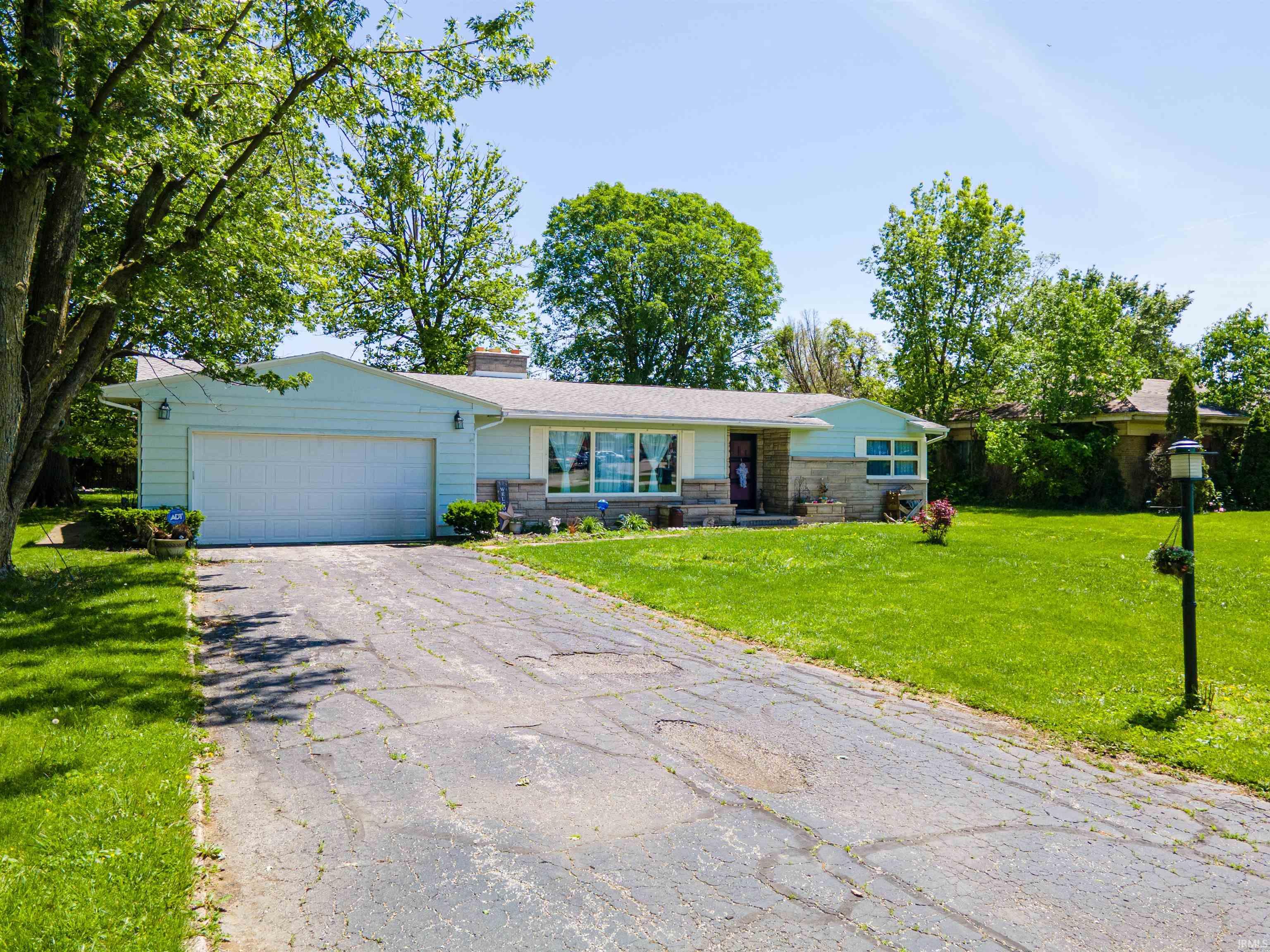 1202 N Sheridan Road Property Photo 1