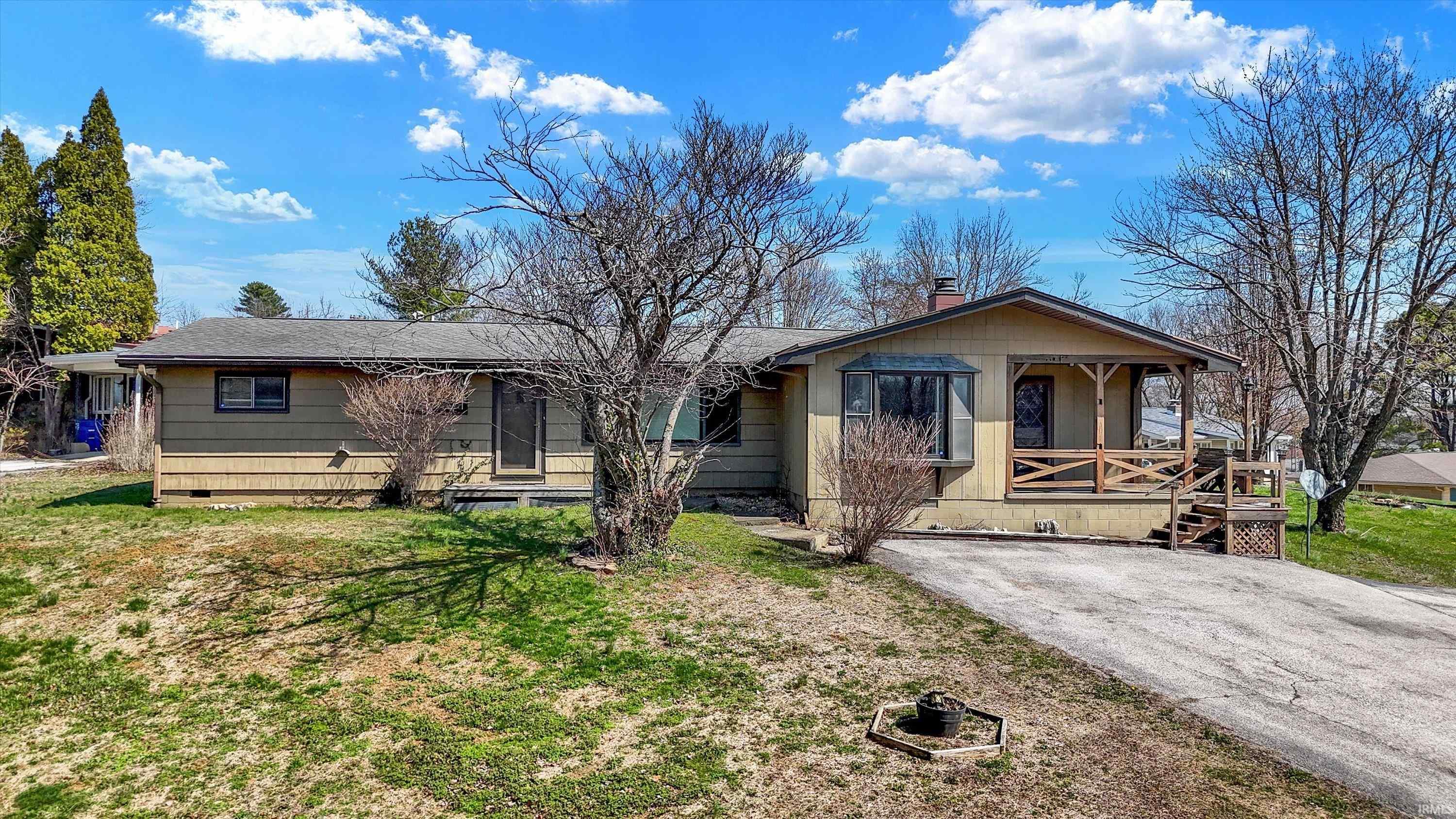 122 Edgewood Drive Property Photo 1