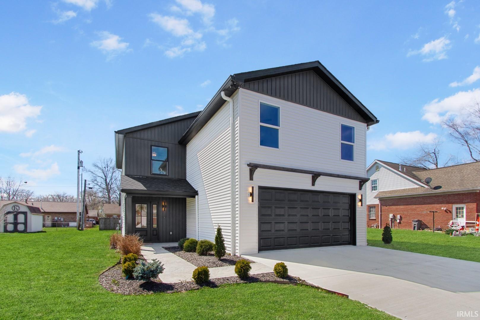 1310 Mockingbird Lane Property Photo 1
