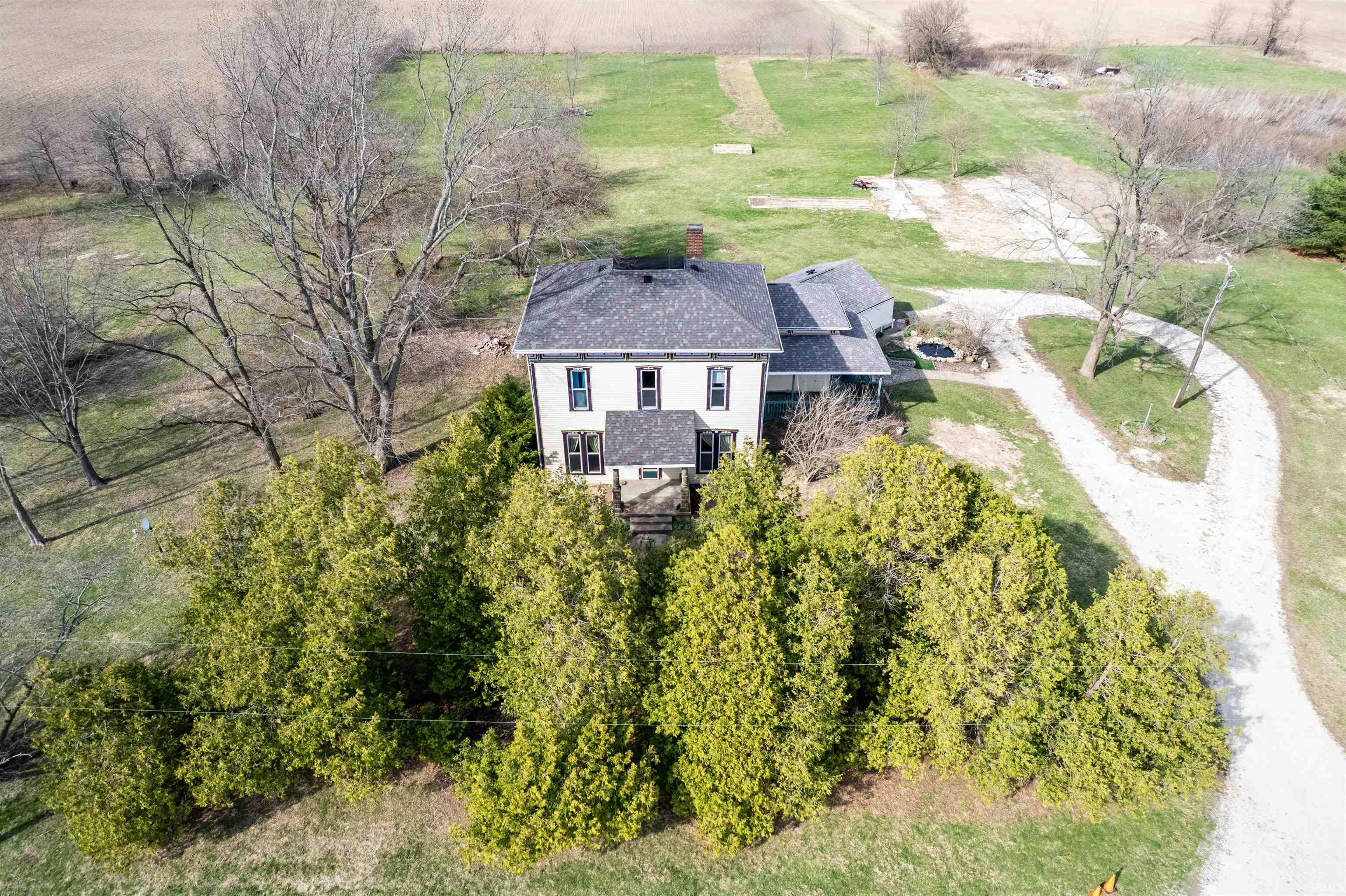 8849 E 100 S Road Property Photo 1