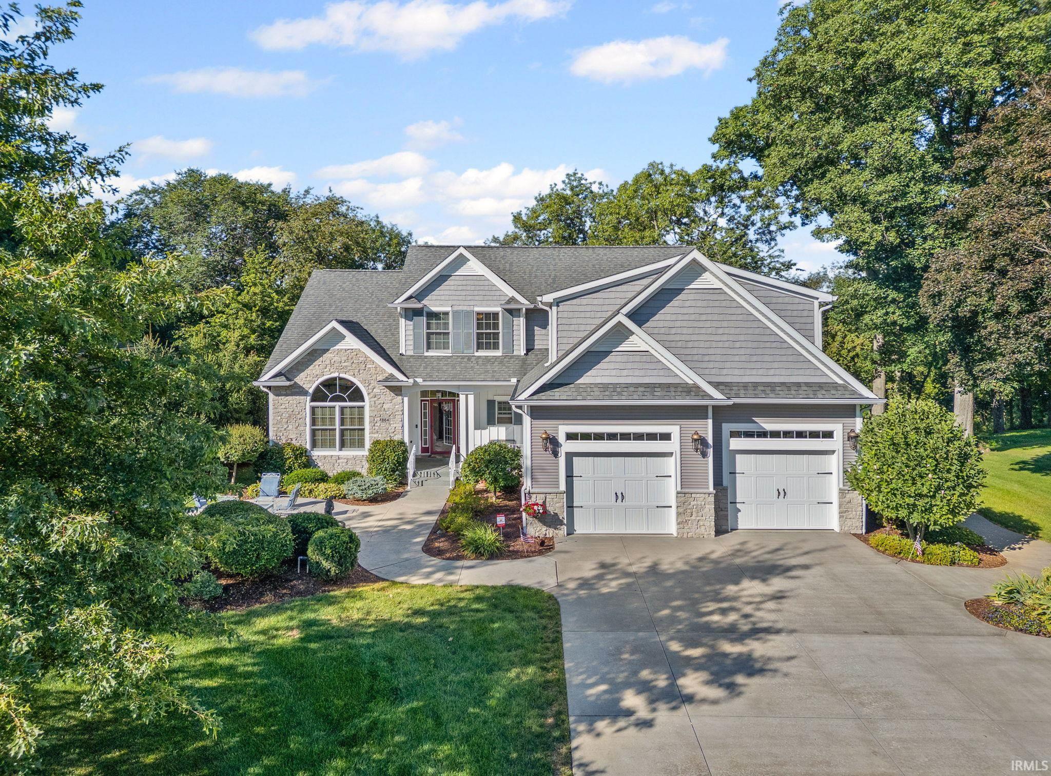 864 Commodores Circle Property Photo 1