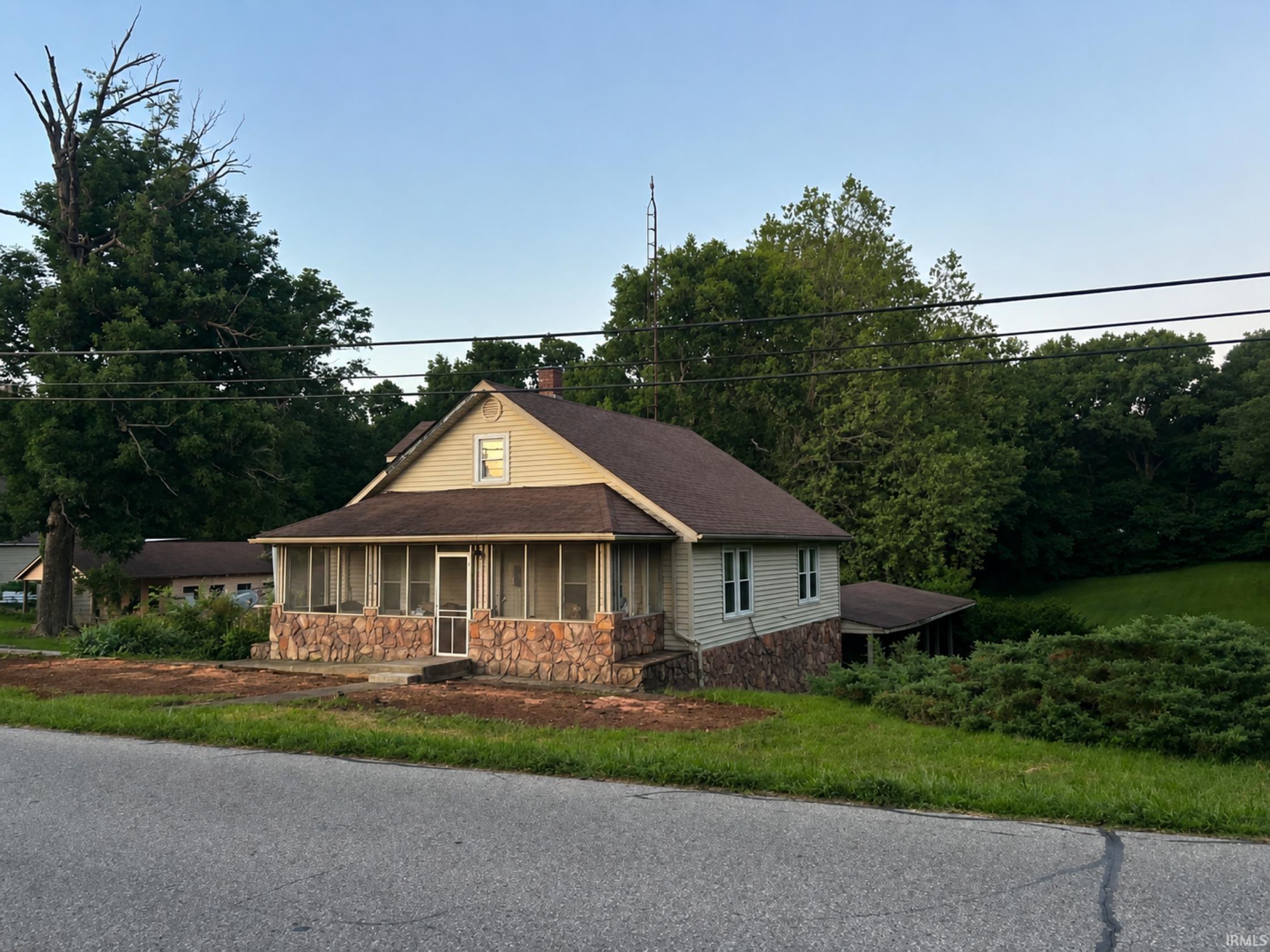 2462 Dixie Highway Property Photo 1