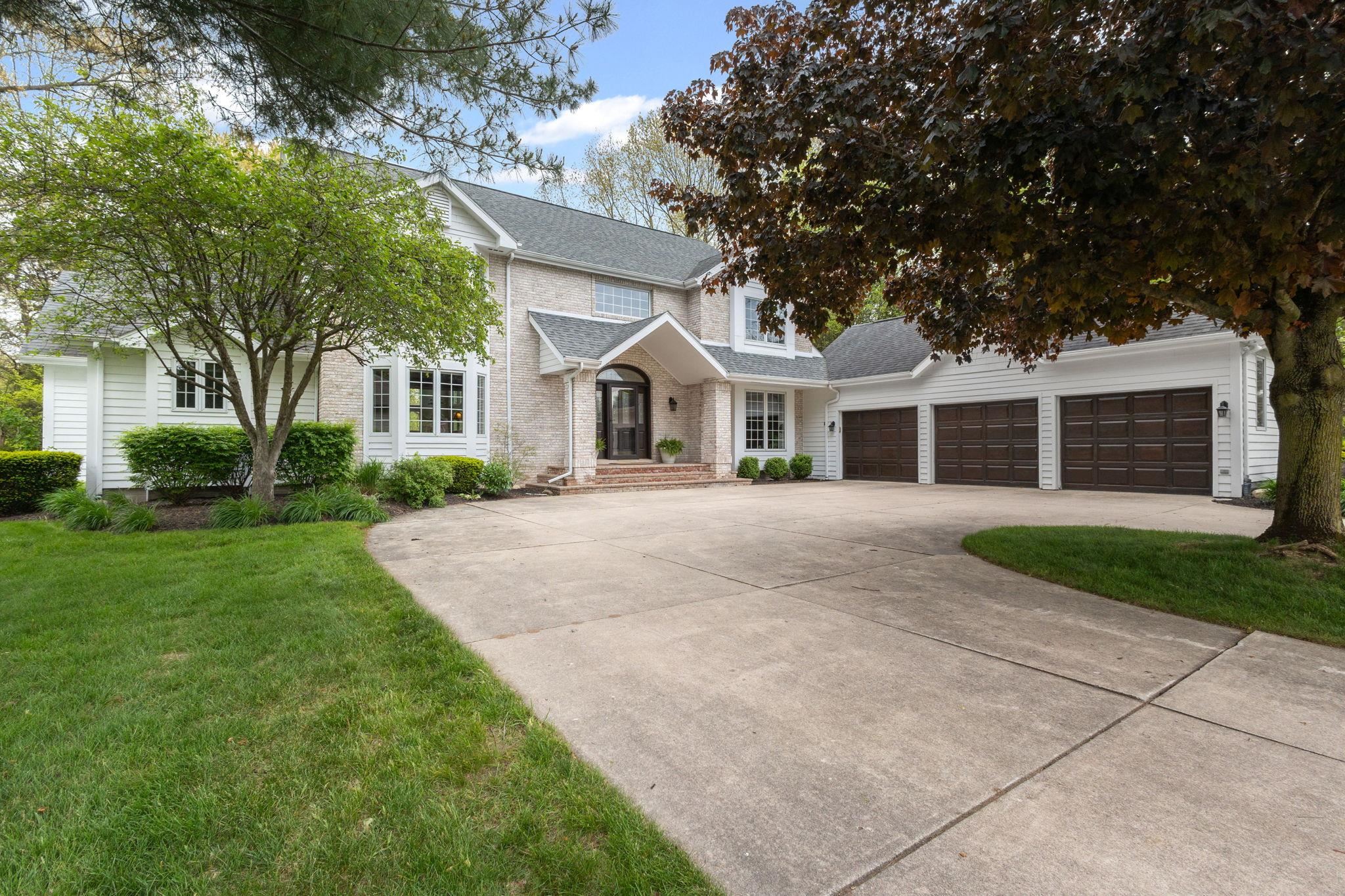 3484 Fox Chase Drive Property Photo 1