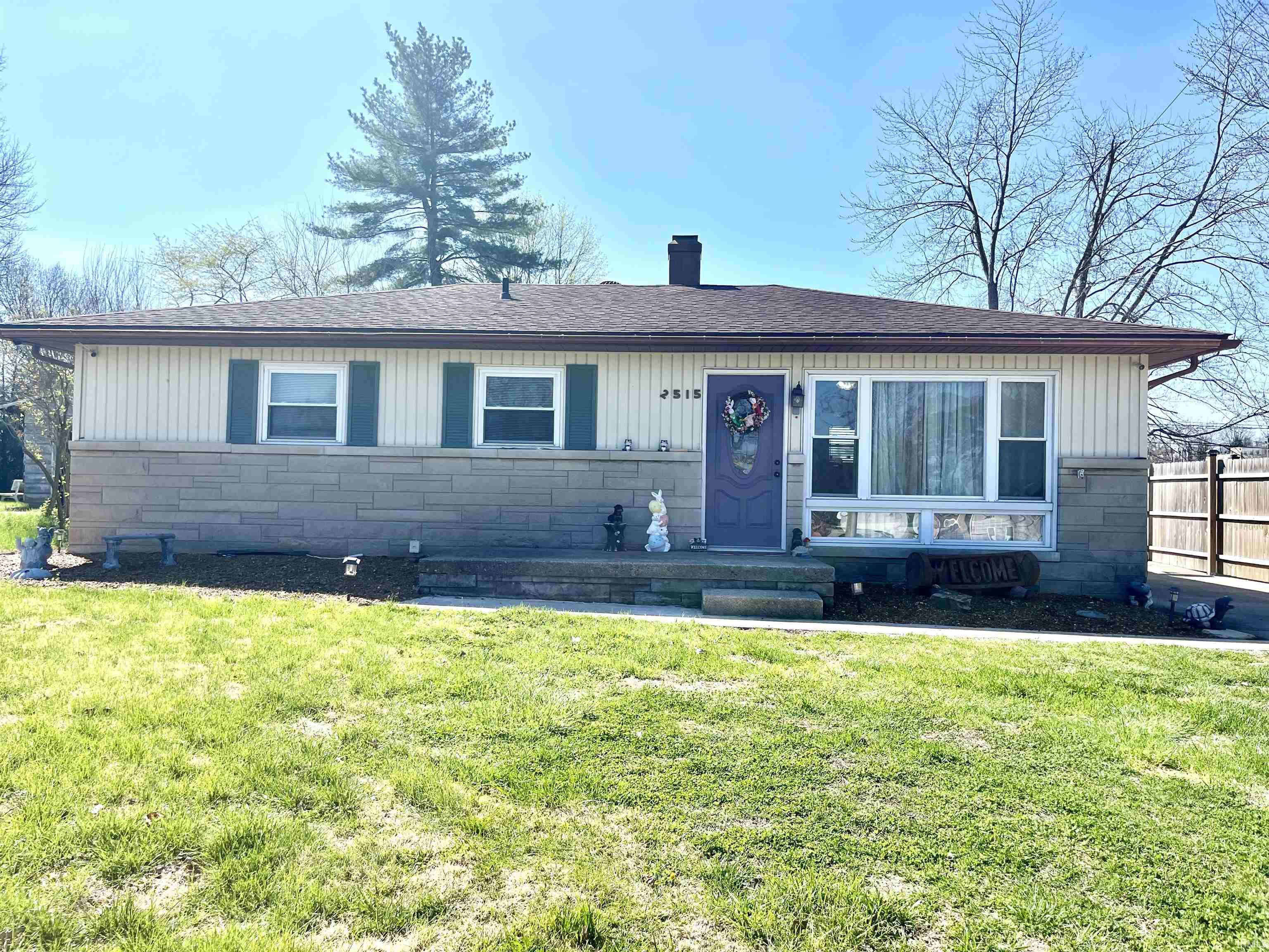 2515 Alois Court Property Photo 1