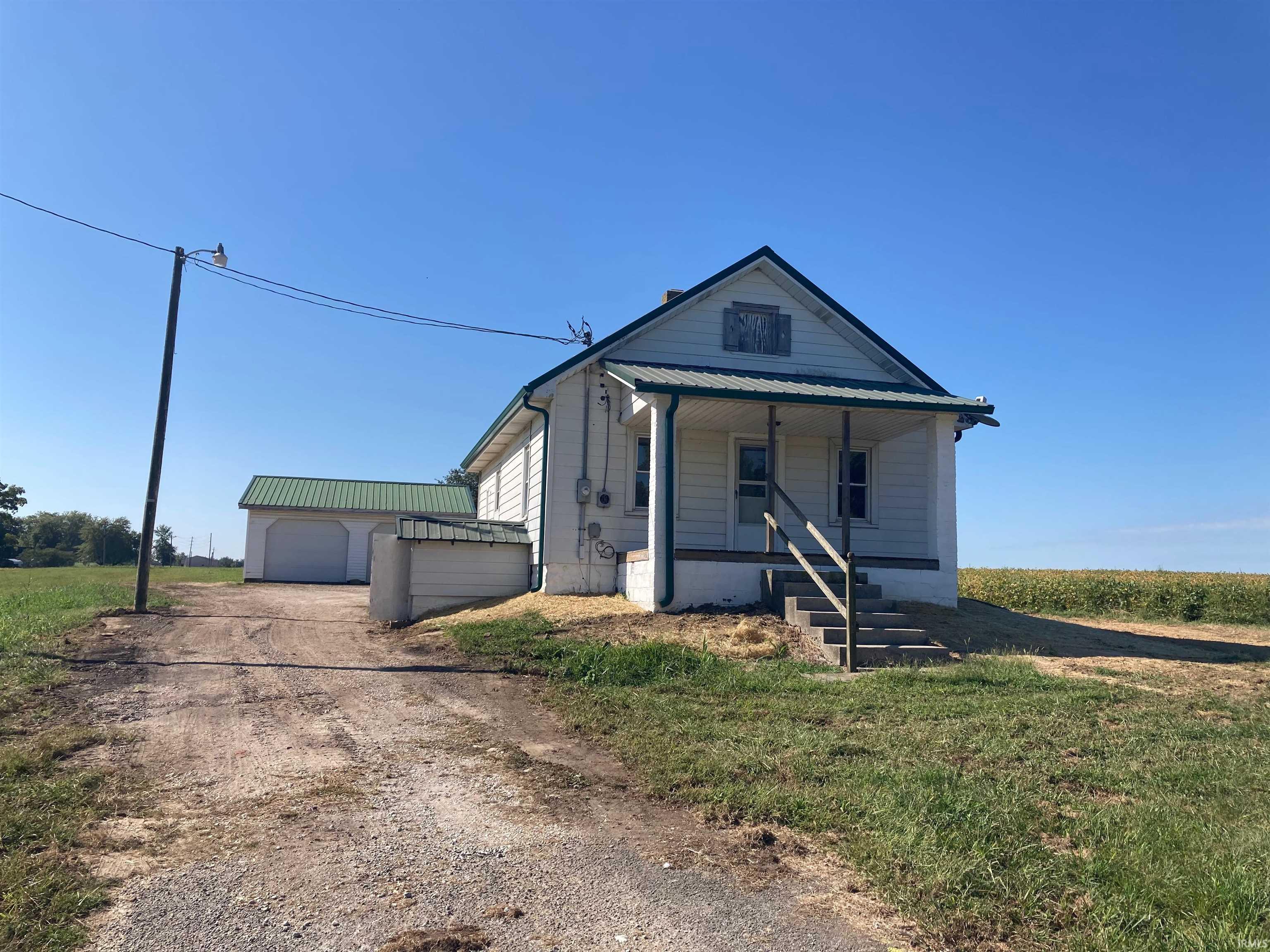 8965 E Us Highway 50 Property Photo 1