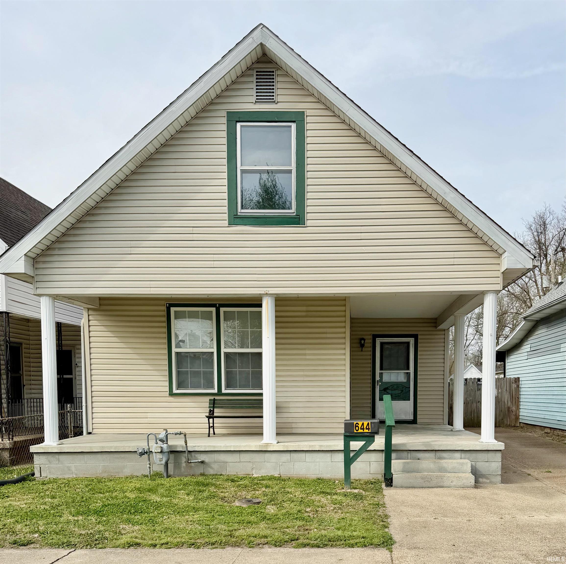 644 E Maryland Street Property Photo 1