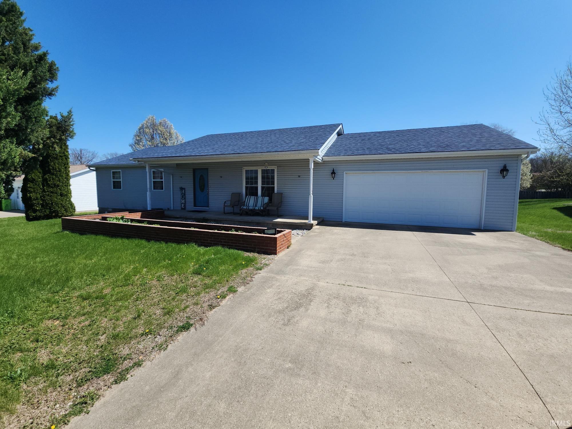 206 Kingsmill Drive Property Photo 1