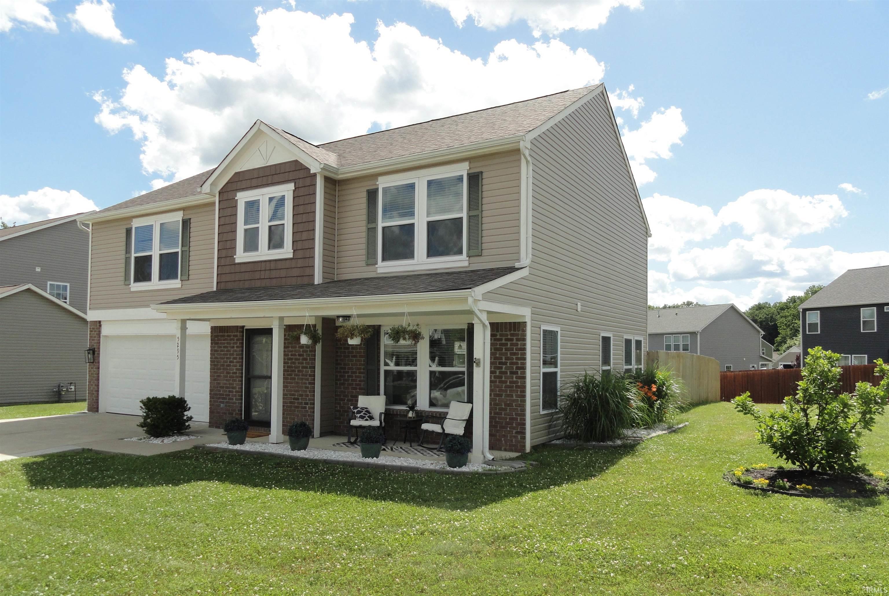 5295 N Ranch Acres Place Property Photo 1