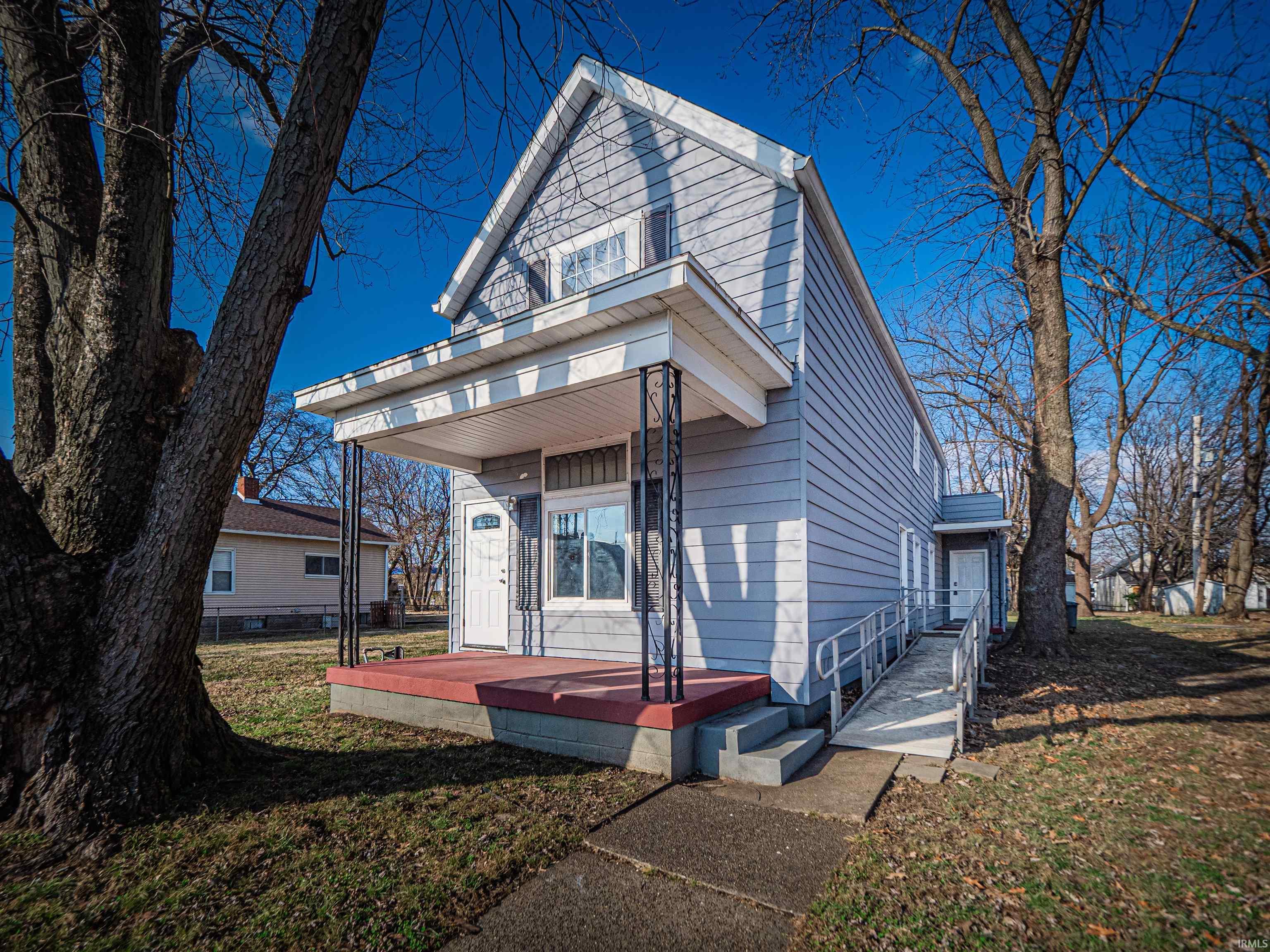 222 E Missouri Street Property Photo 1