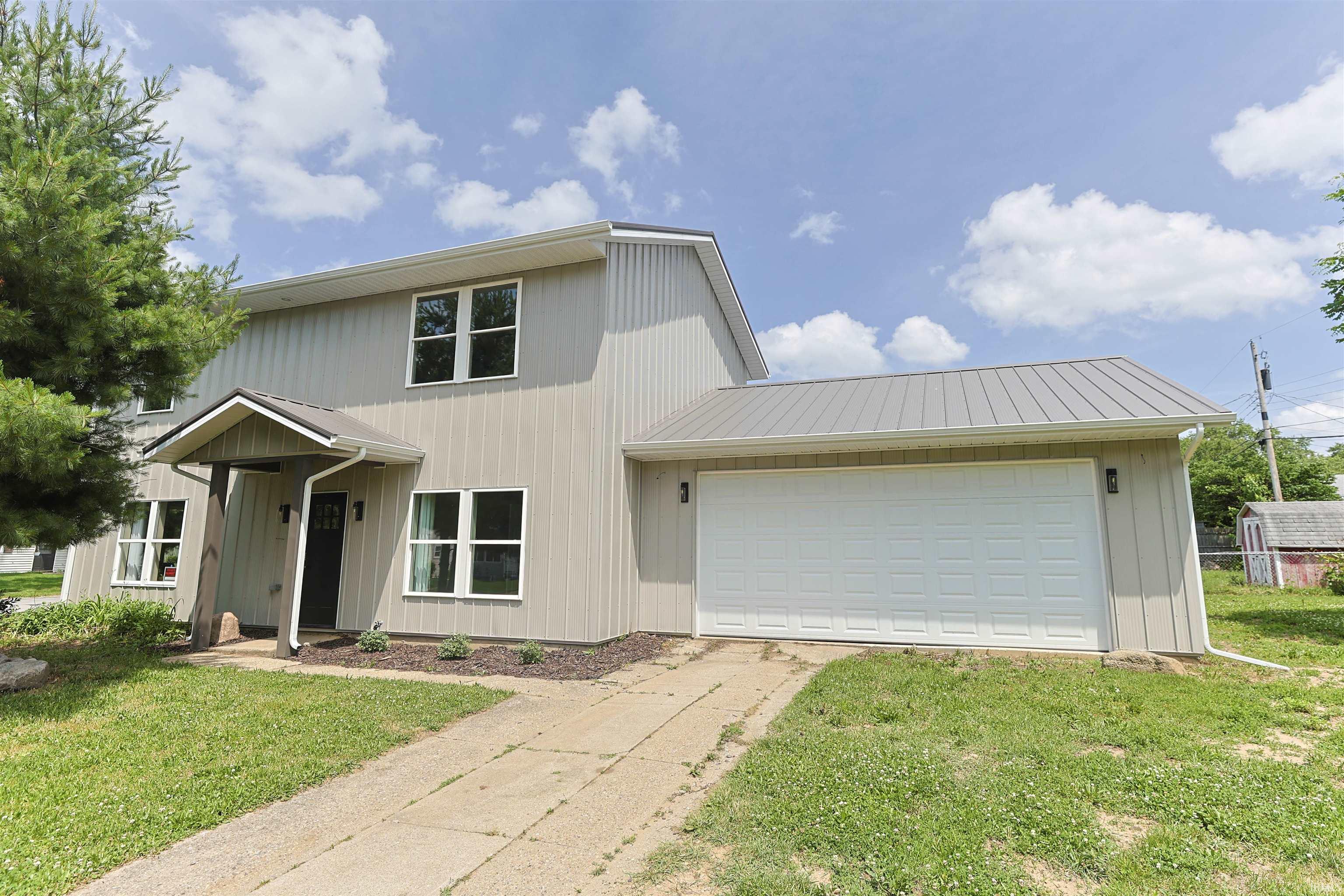 4024 Addison Street Property Photo 1
