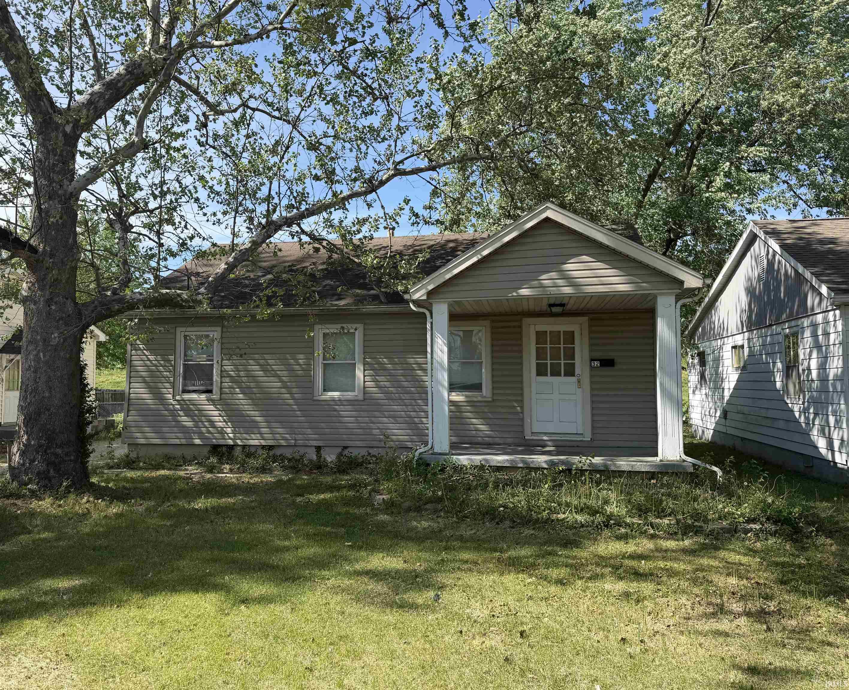32 Tulip Avenue Property Photo 1