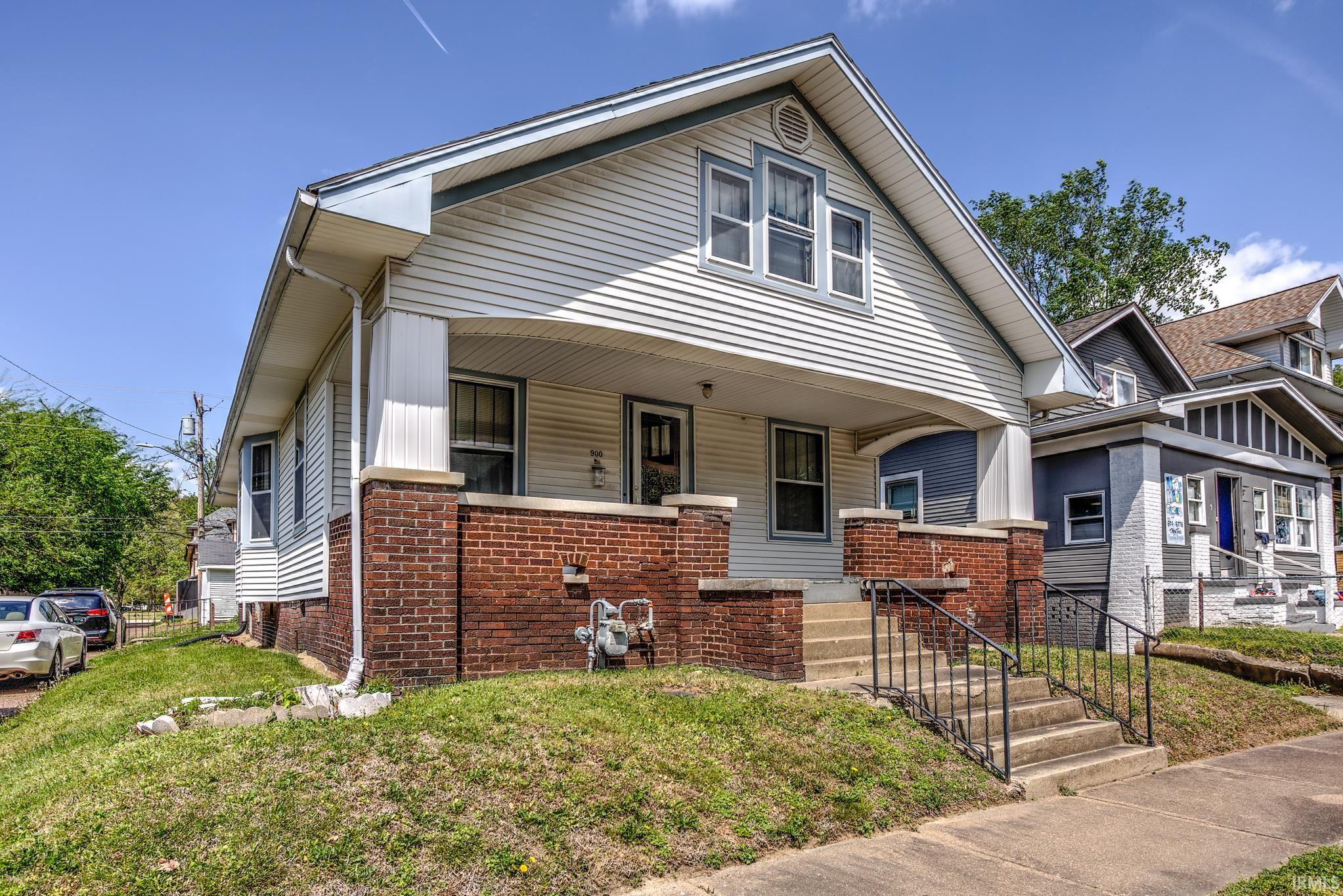 900 E Blackford Avenue