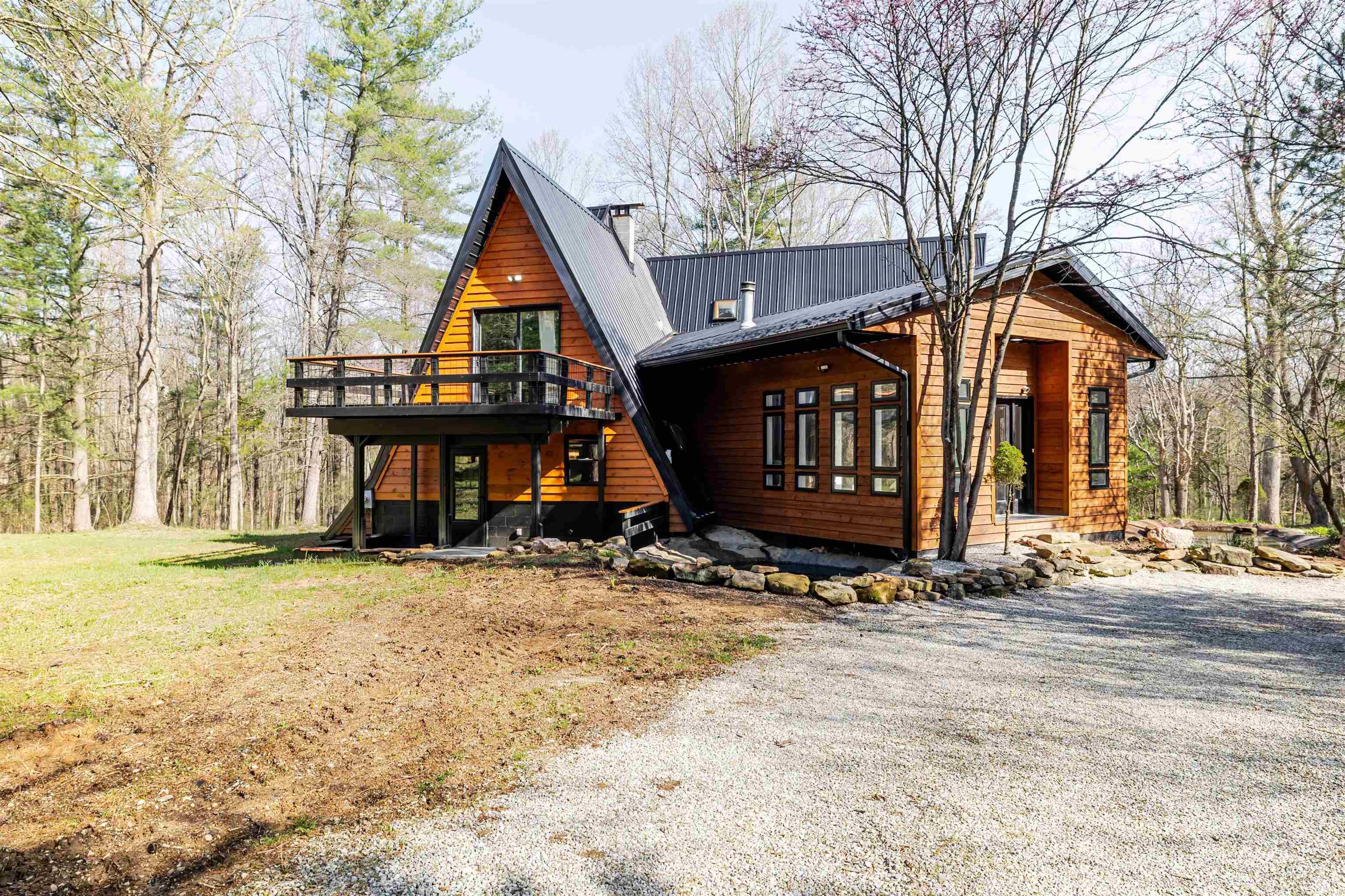 123 Empire Lane Property Photo 1
