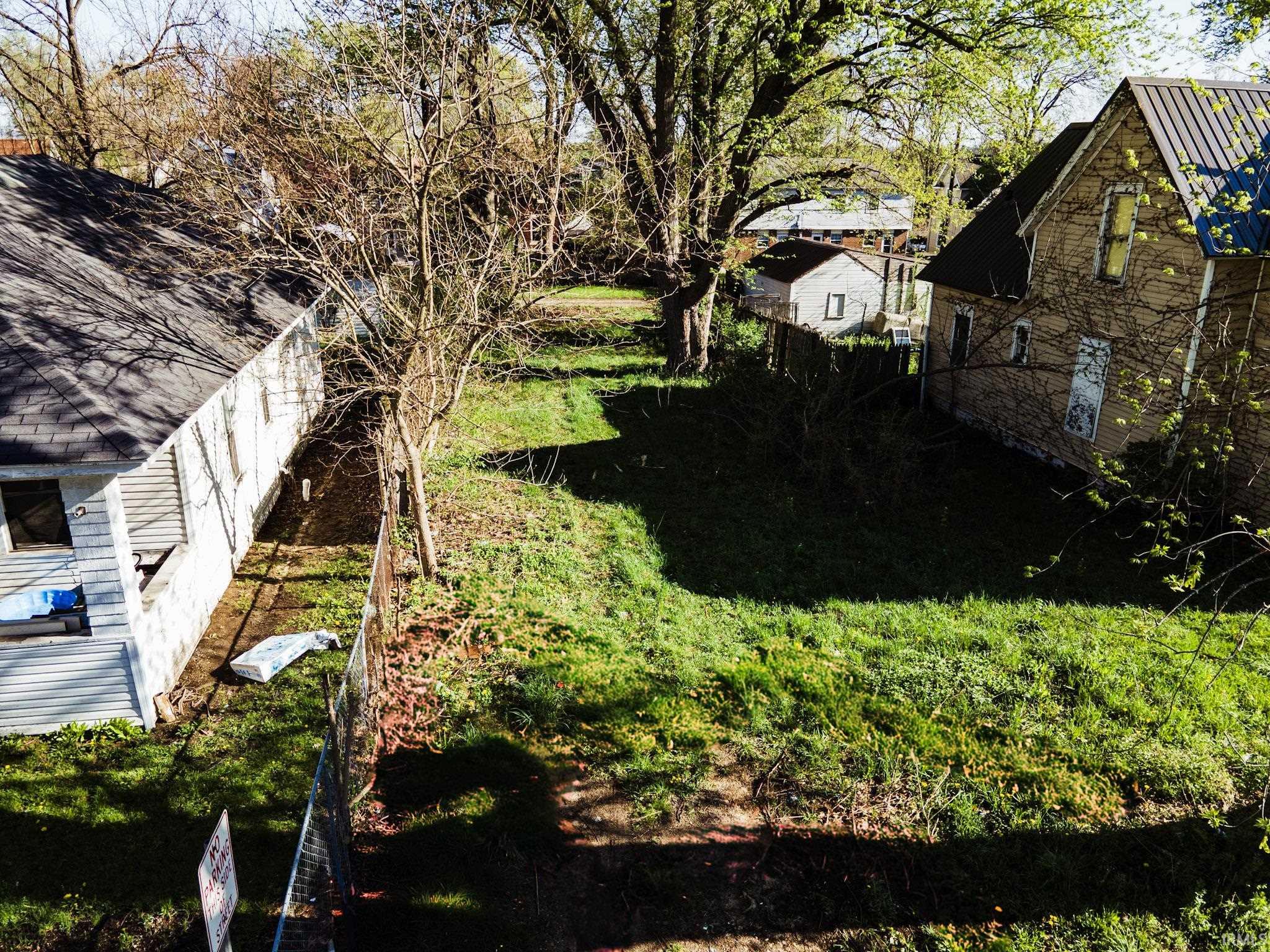 1213 E Indiana Avenue Property Photo 1