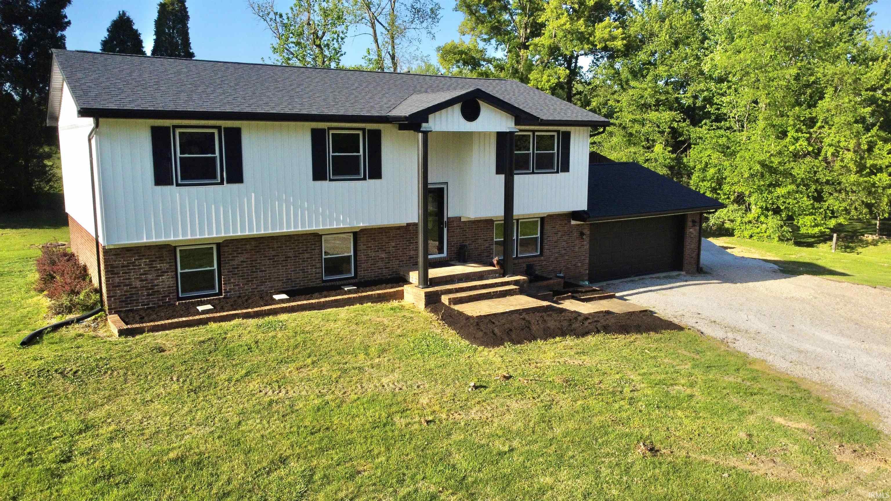 6888 Oak Grove Road Property Photo 1