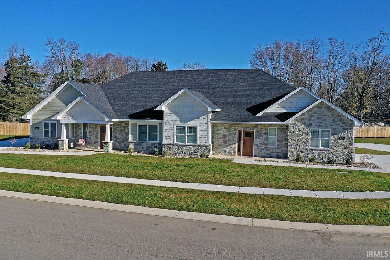 313 Blue River Drive Property Photo 1