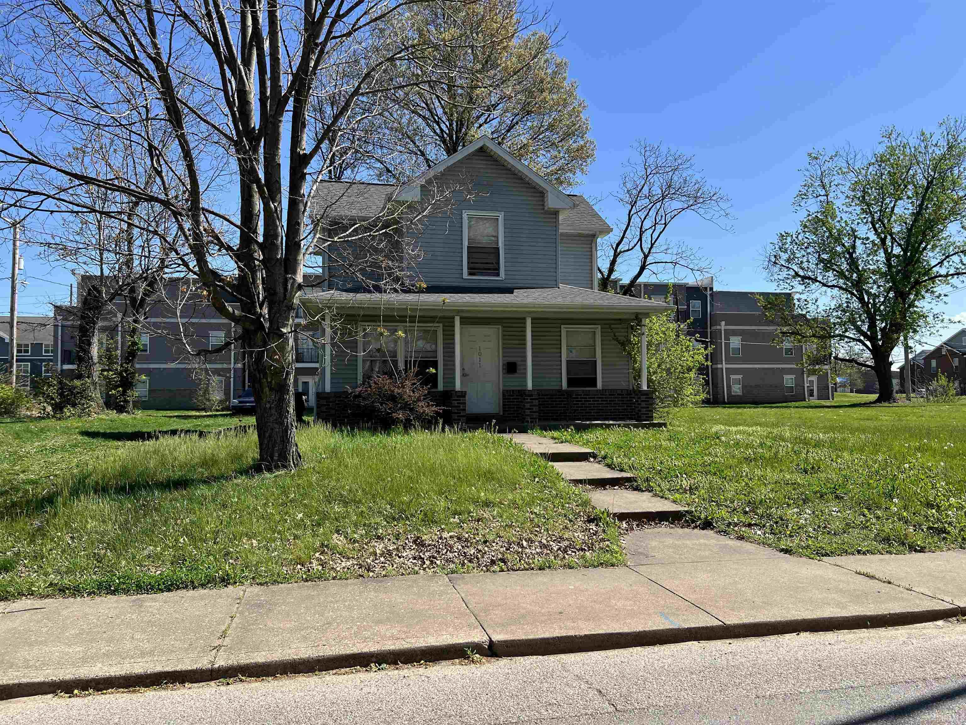 1011 Cherry Street Property Photo 1