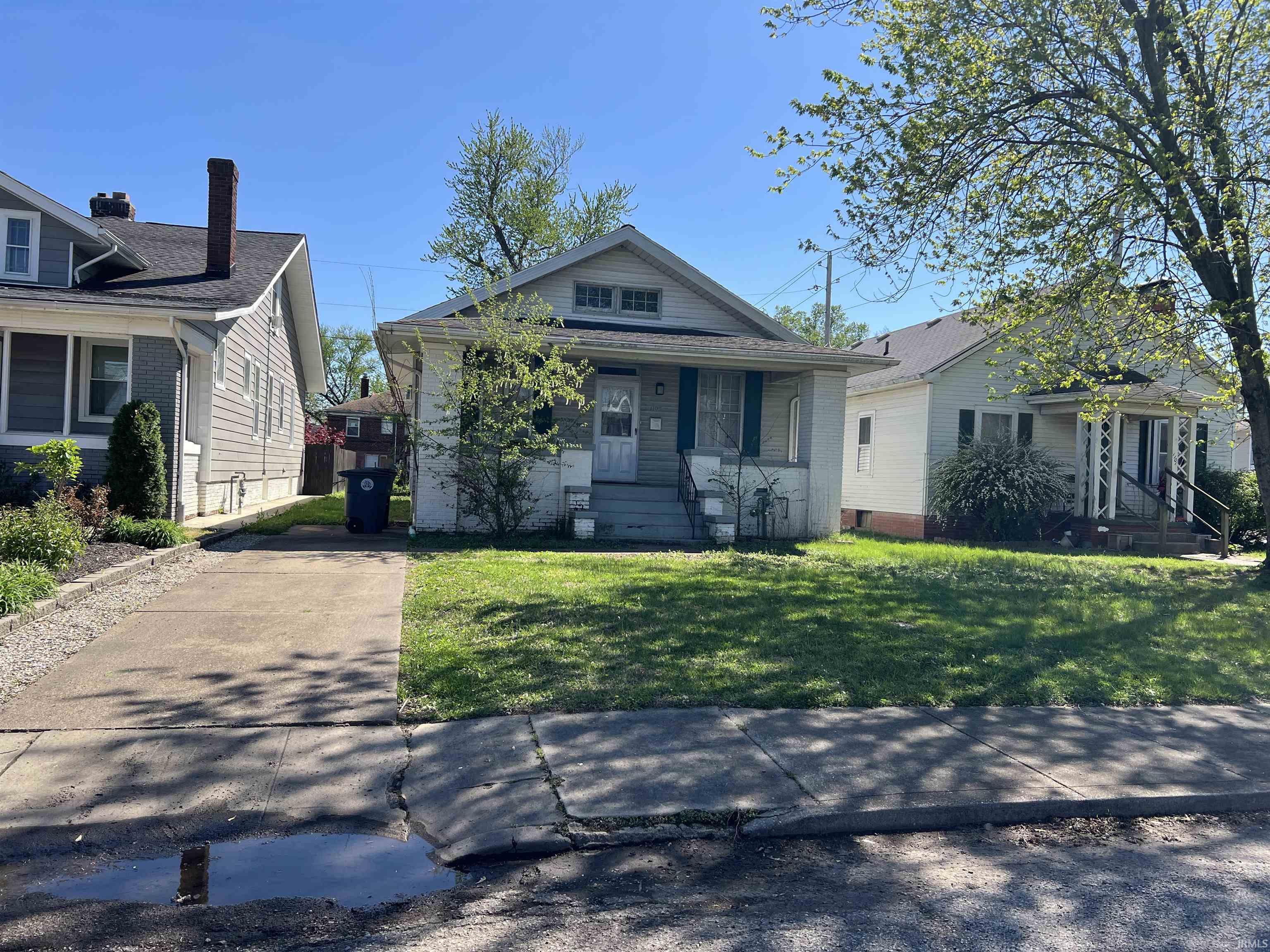 1105 E Gum Street Property Photo 1