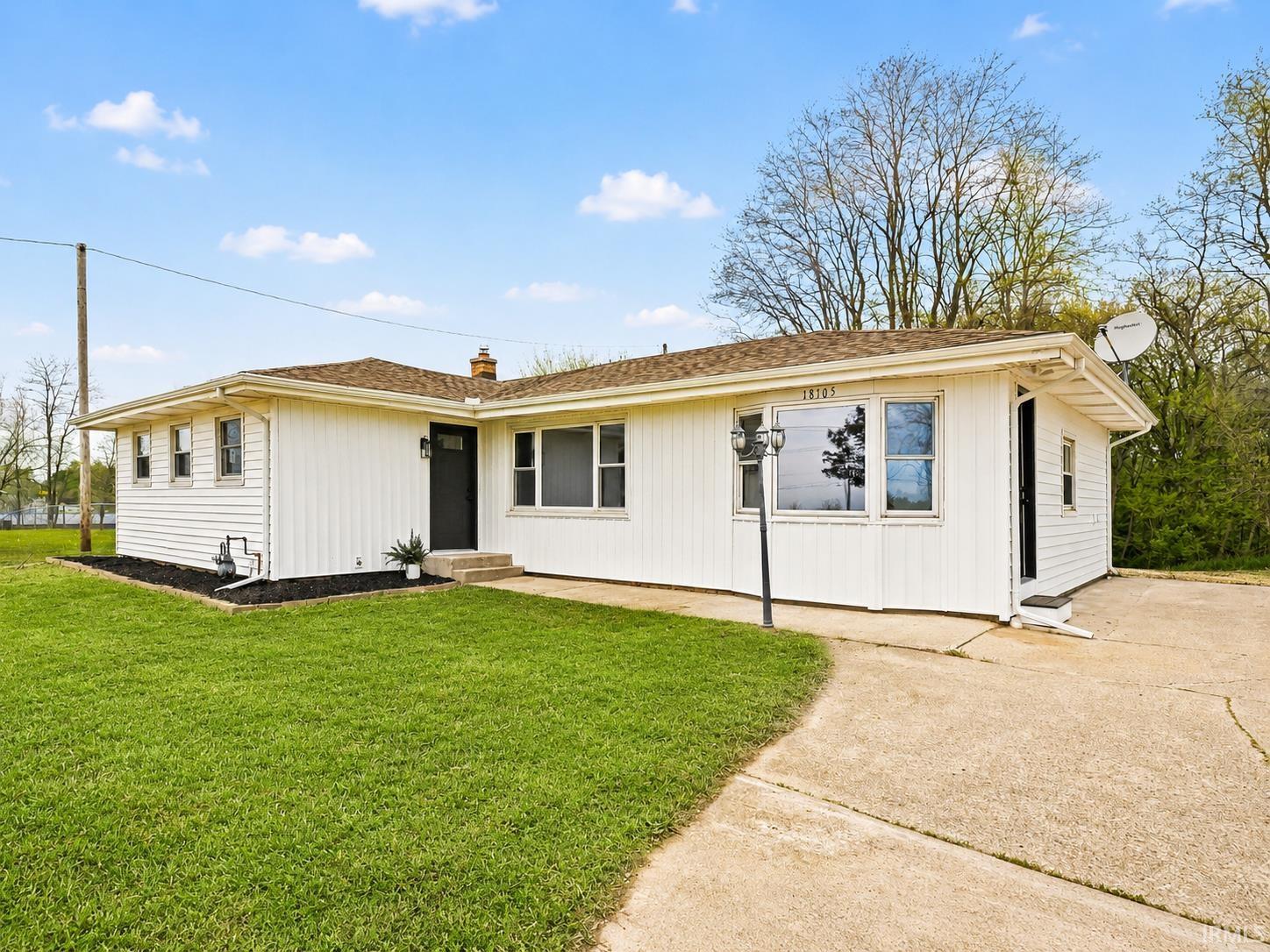 18105 Us Highway 20 Property Photo 1