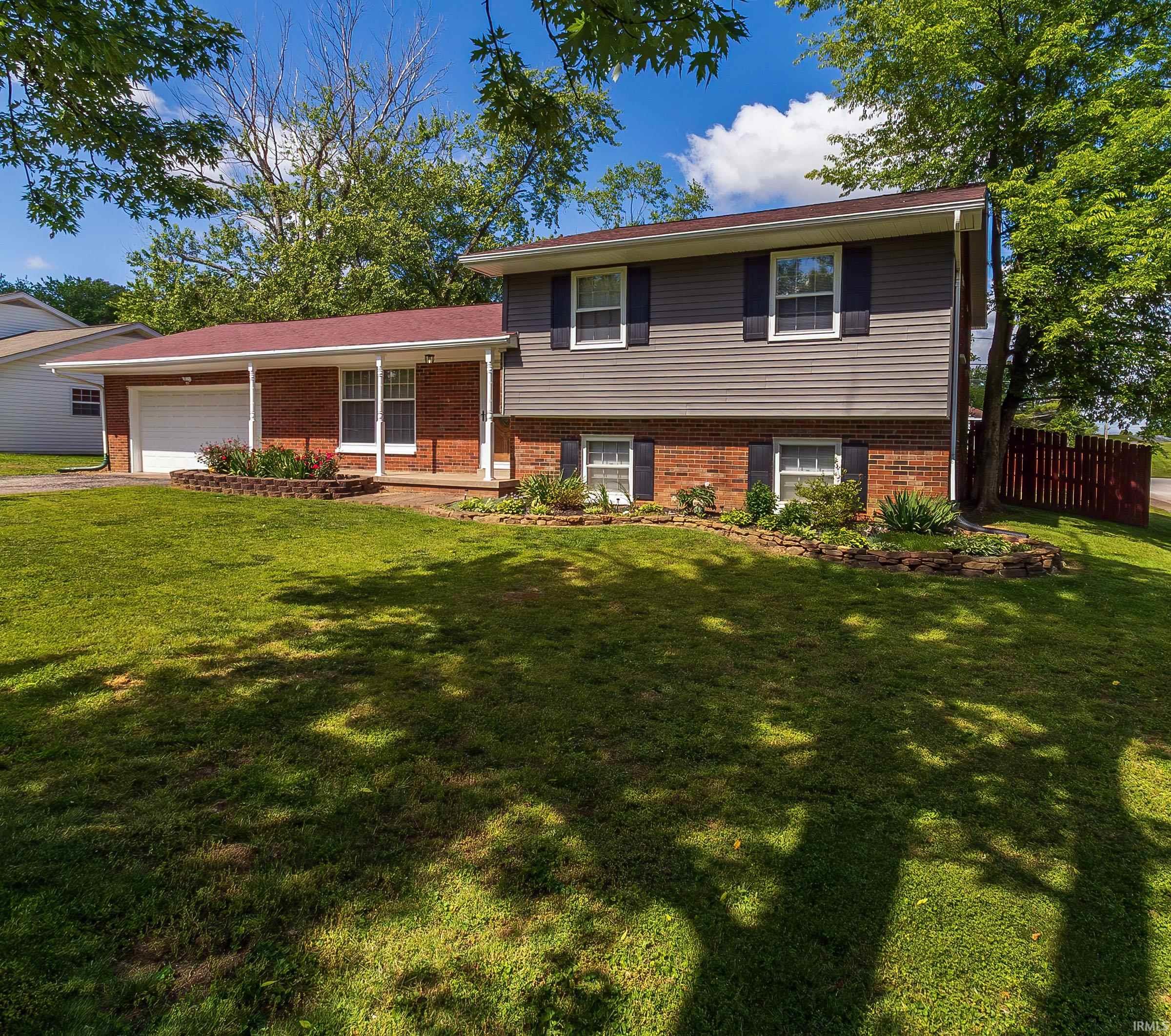 1017 Forrest Avenue Property Photo 1