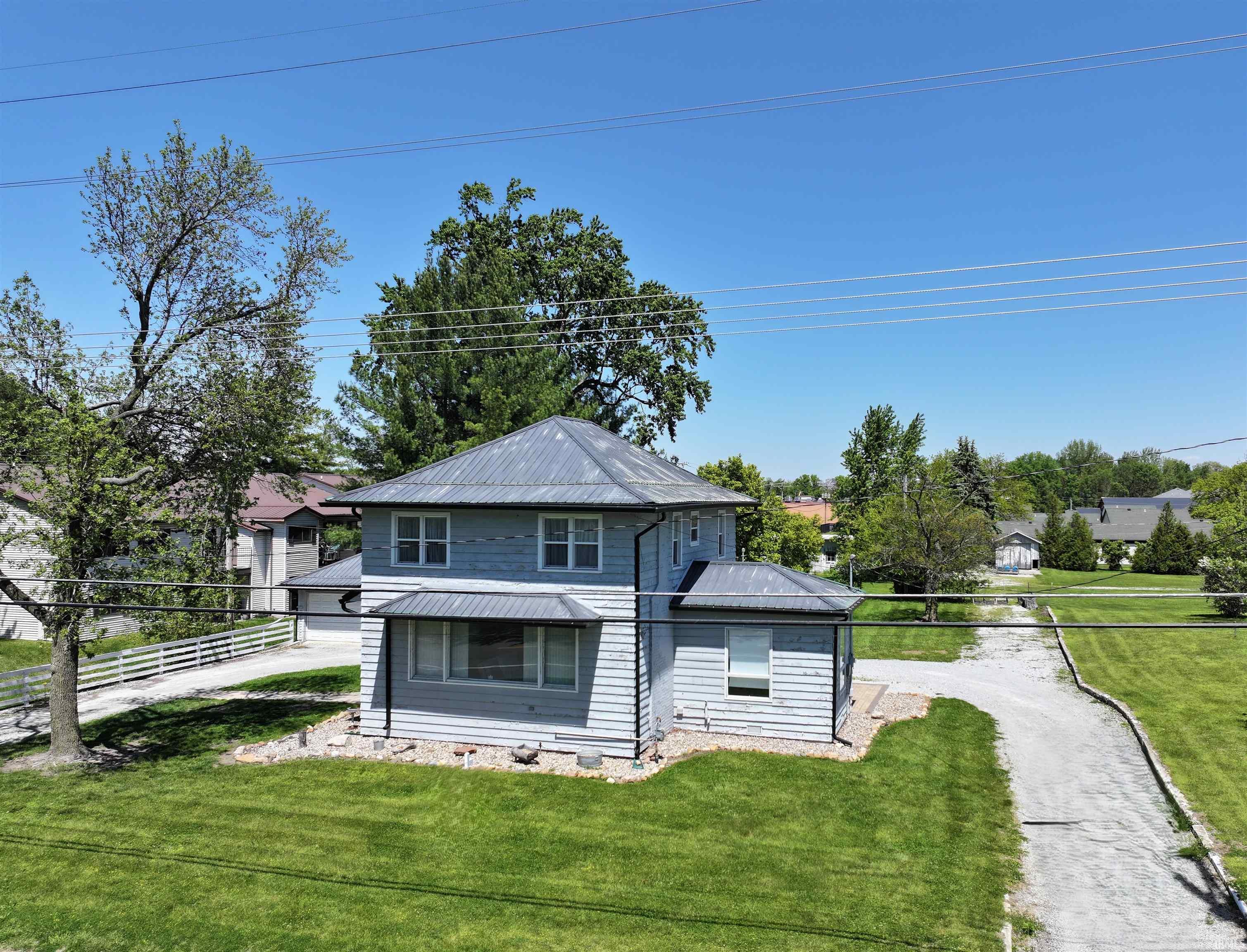 321 E 13th Street Property Photo 1