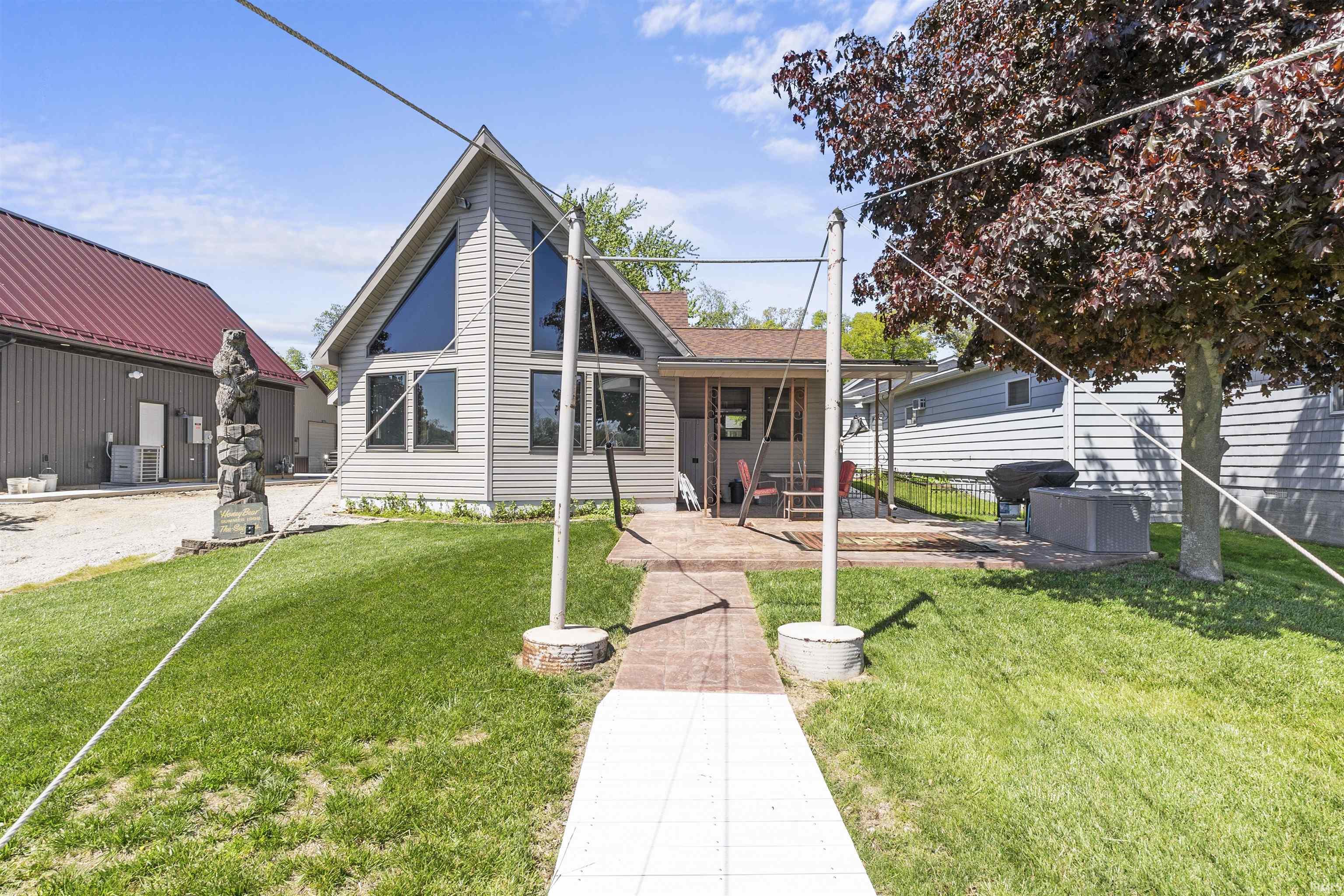 2400 E Schram Avenue