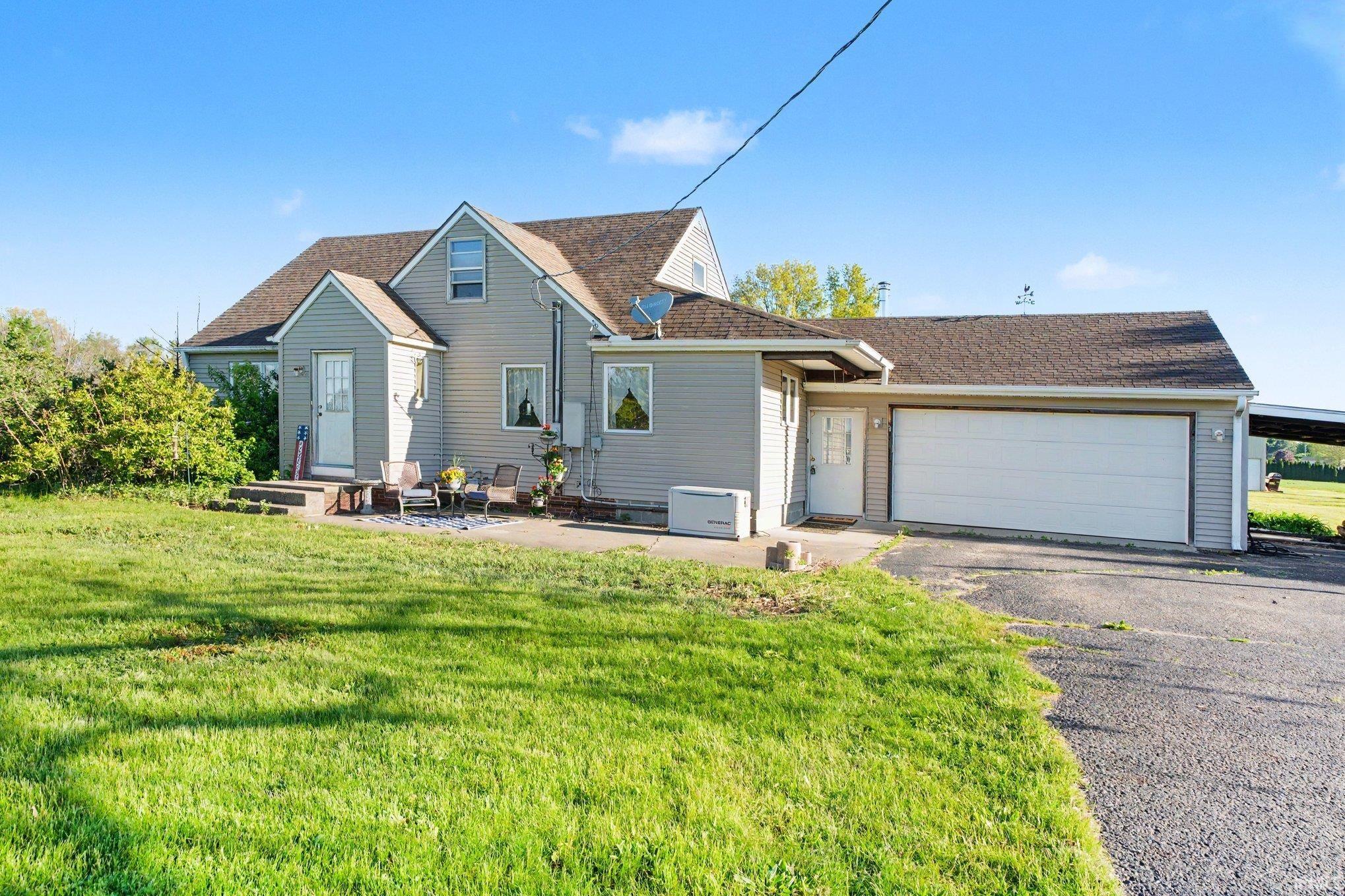 58399 Crumstown Highway Property Photo 1