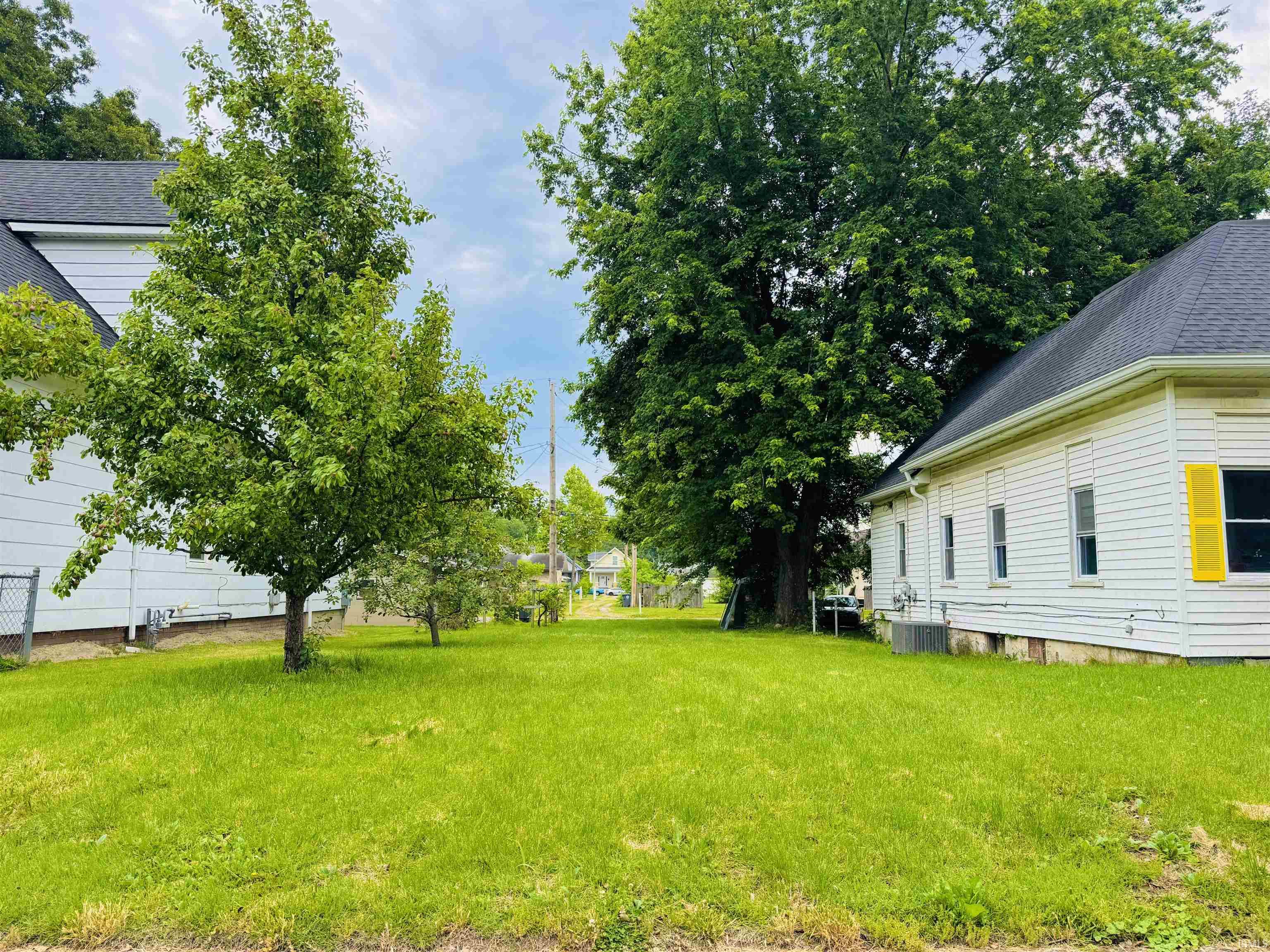 1218 S Linwood Avenue Property Photo 1