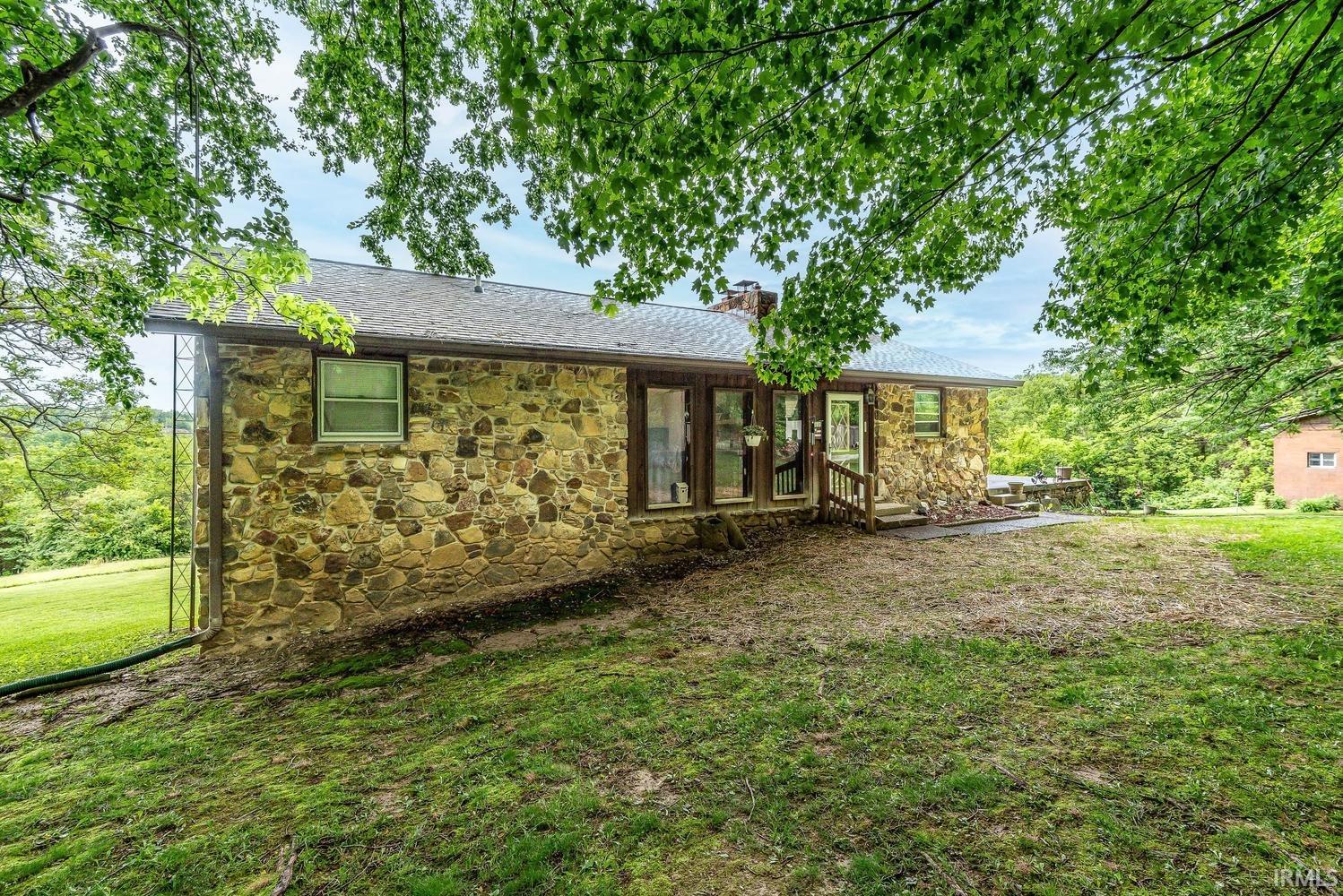 13305 E Hillview Lane Property Photo 1