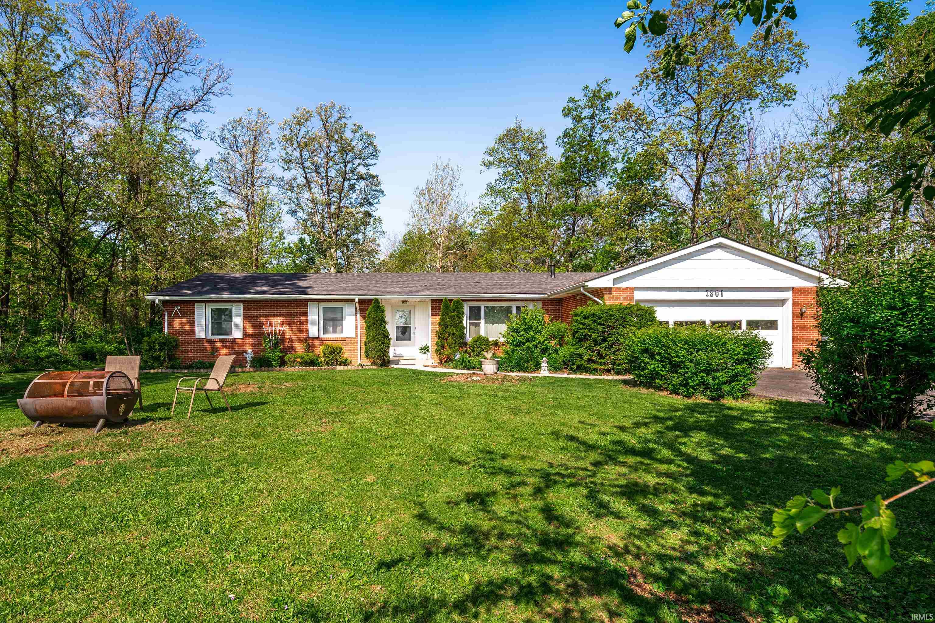 1301 N County Road 650 E Property Photo 1