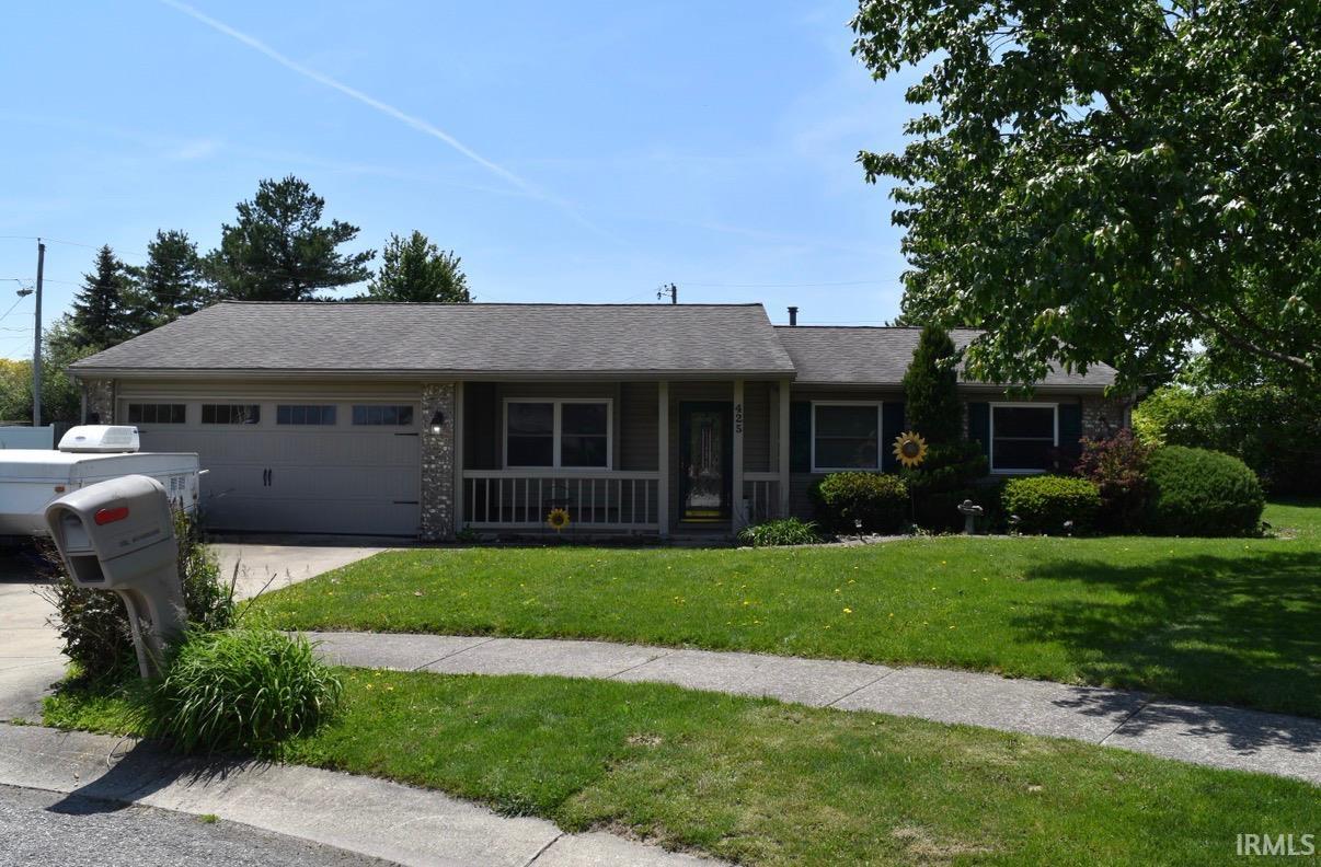 425 Hummingbird Drive