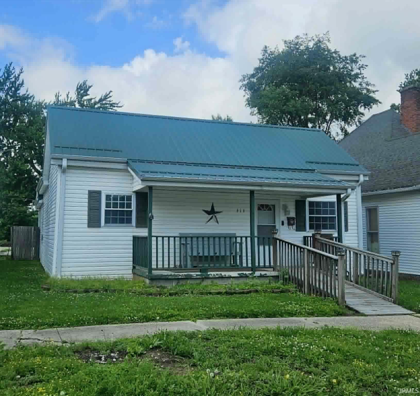 313 Se 7th Street Property Photo 1